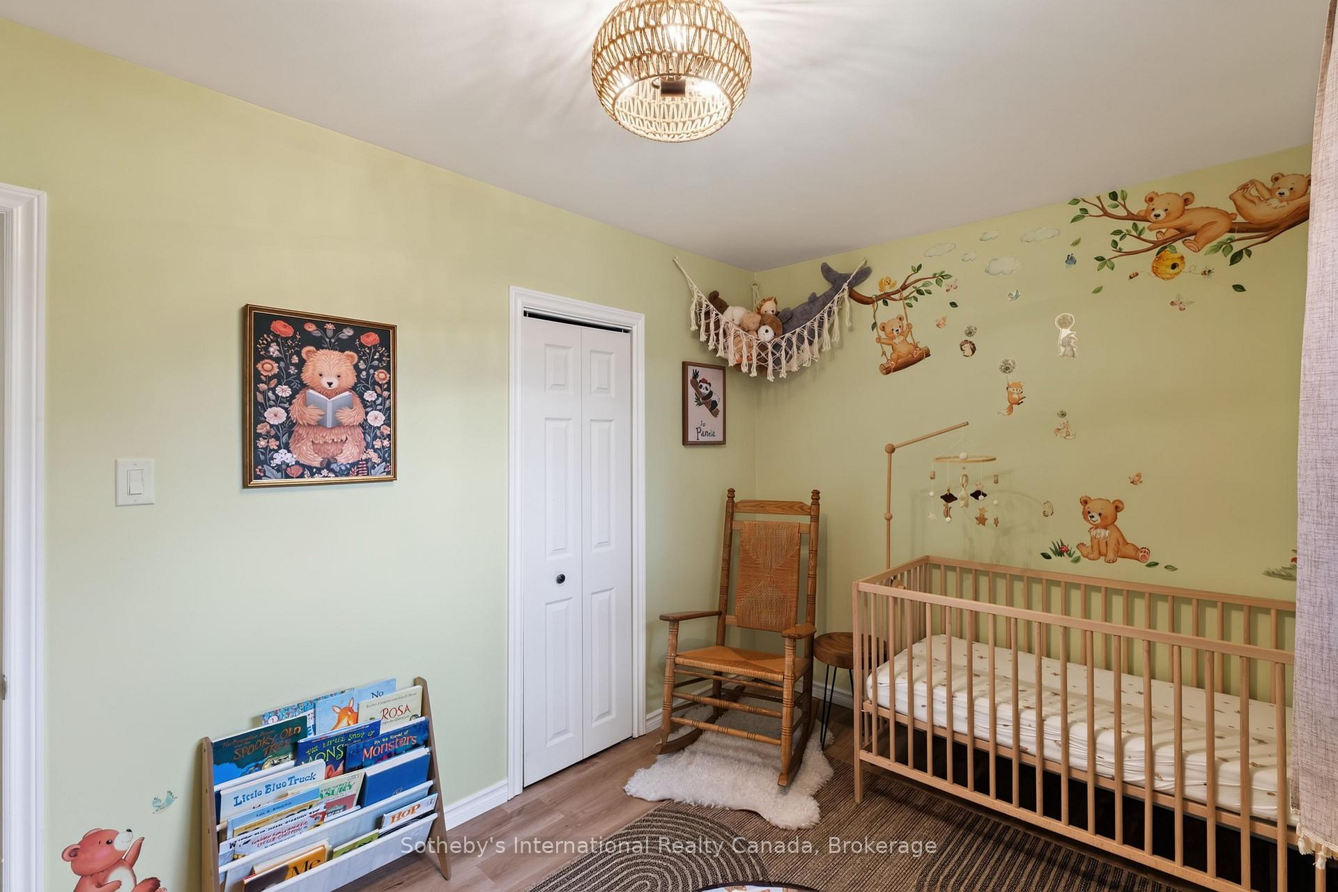 Photo 21 of 94 Ninth Avenue, Brantford, Eagle Place East — HOMEH