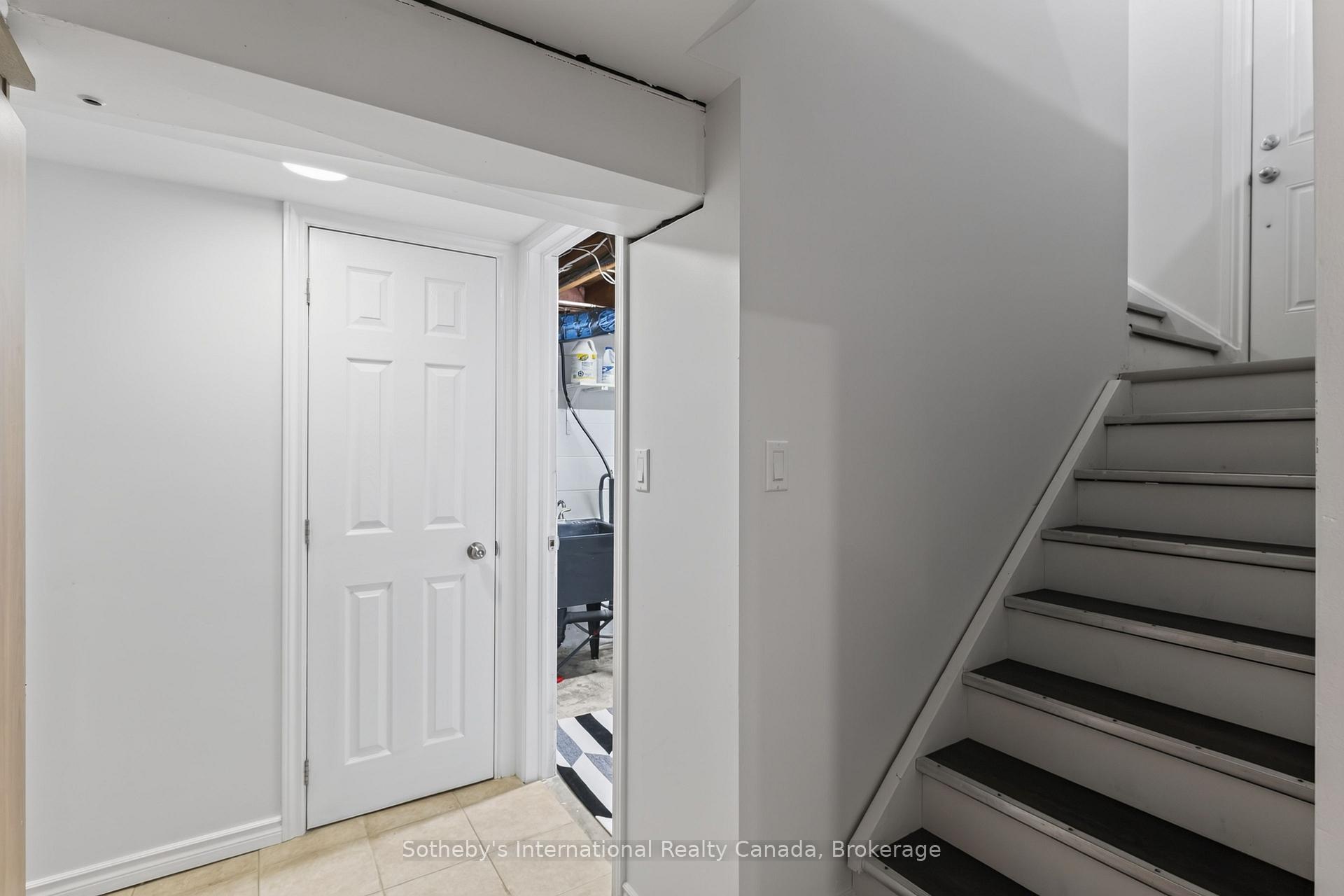 Photo 24 of 94 Ninth Avenue, Brantford, Eagle Place East — HOMEH
