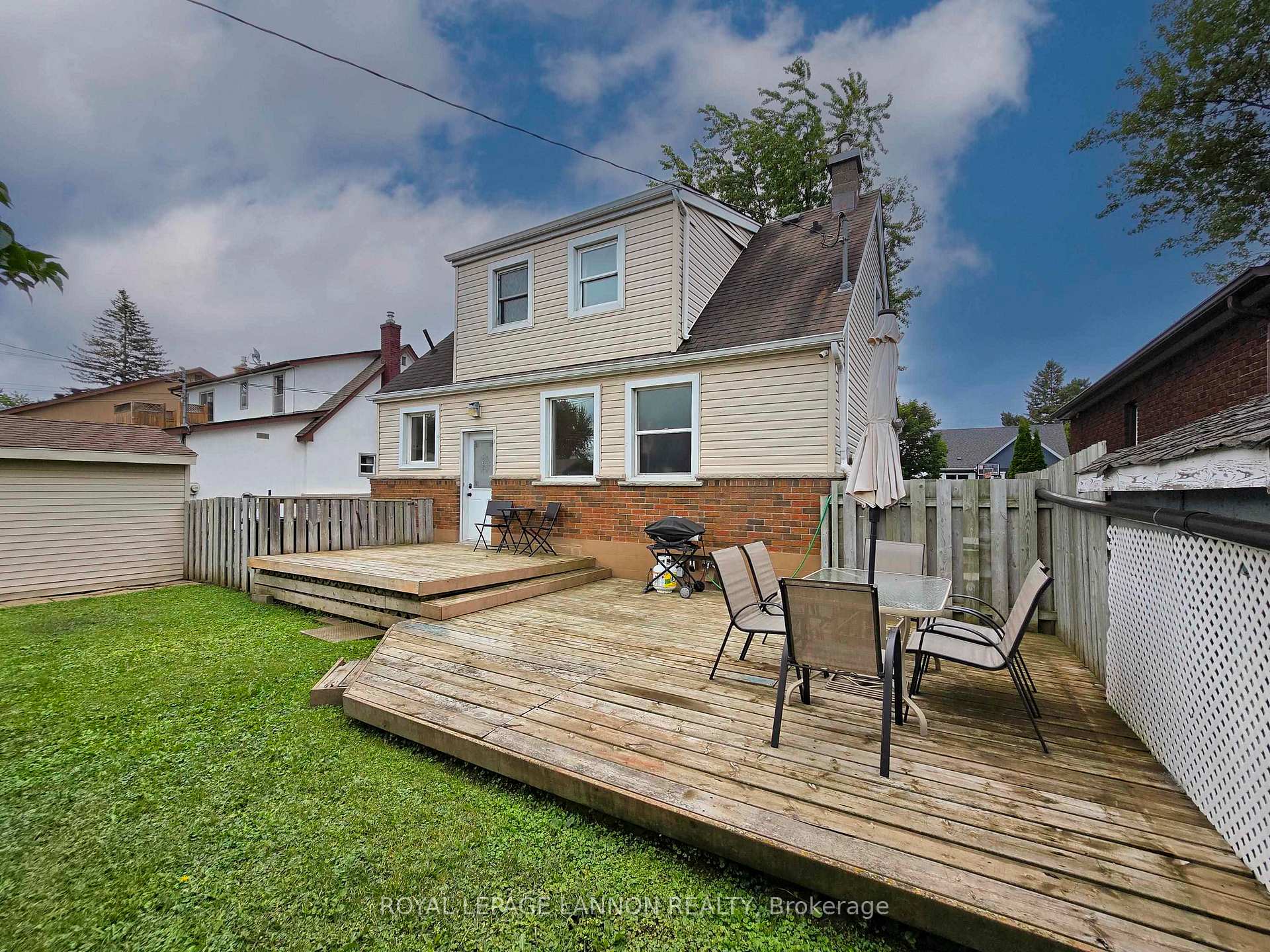 Photo 42 of 2035 Hamilton Avenue, Thunder Bay, Hyde Park — HOMEH