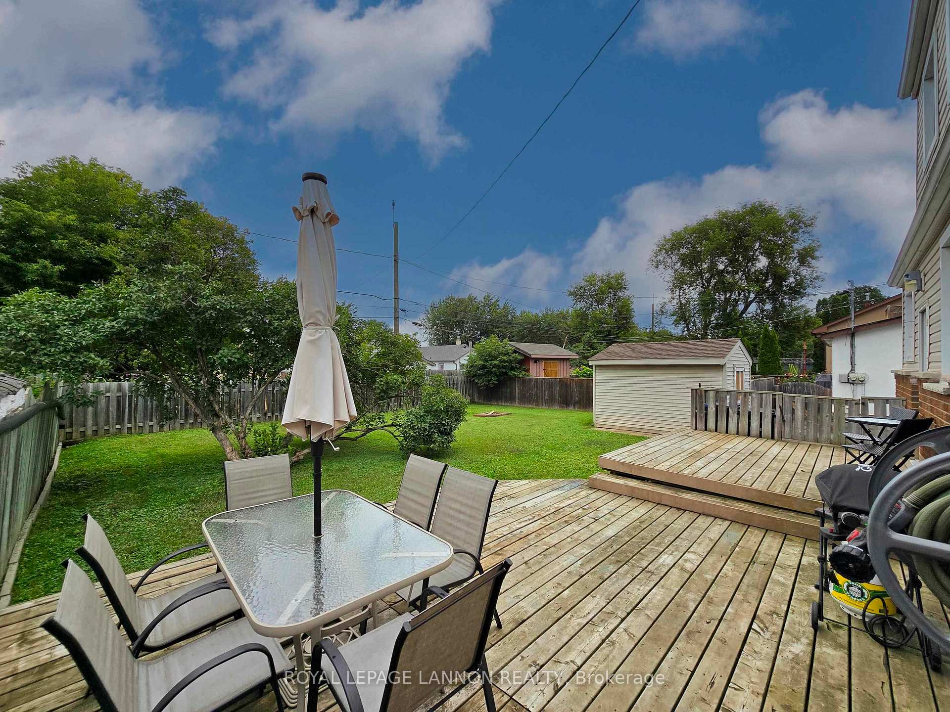 Photo 43 of 2035 Hamilton Avenue, Thunder Bay, Hyde Park — HOMEH
