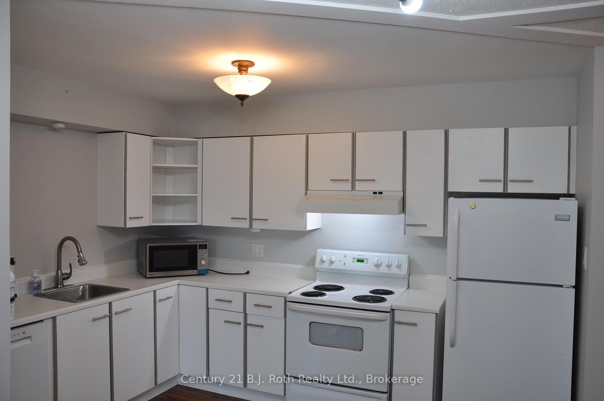 Photo 4 of Unit 416, 126 Bell Farm Road, Barrie, Alliance — HOMEH