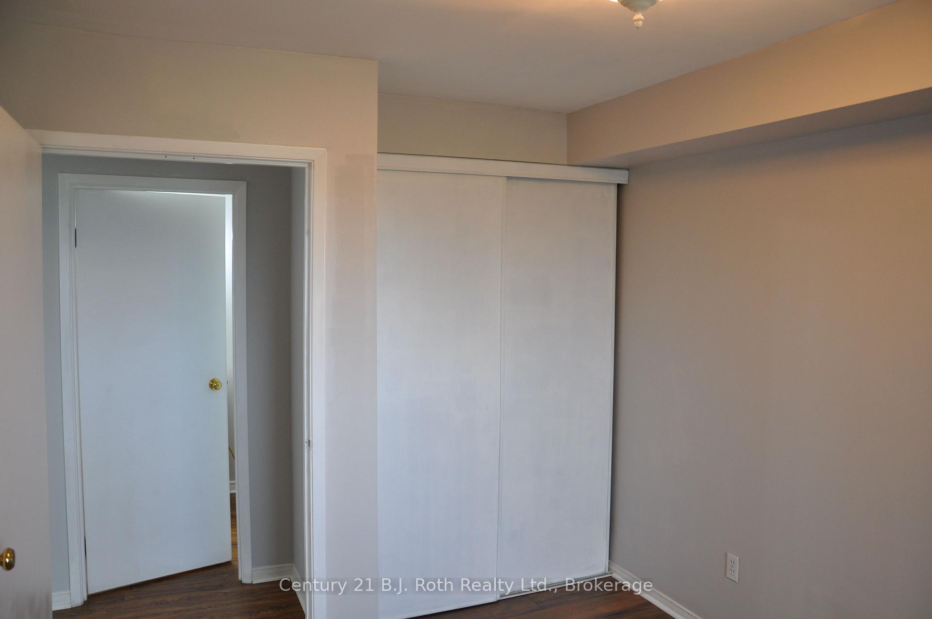 Photo 9 of Unit 416, 126 Bell Farm Road, Barrie, Alliance — HOMEH