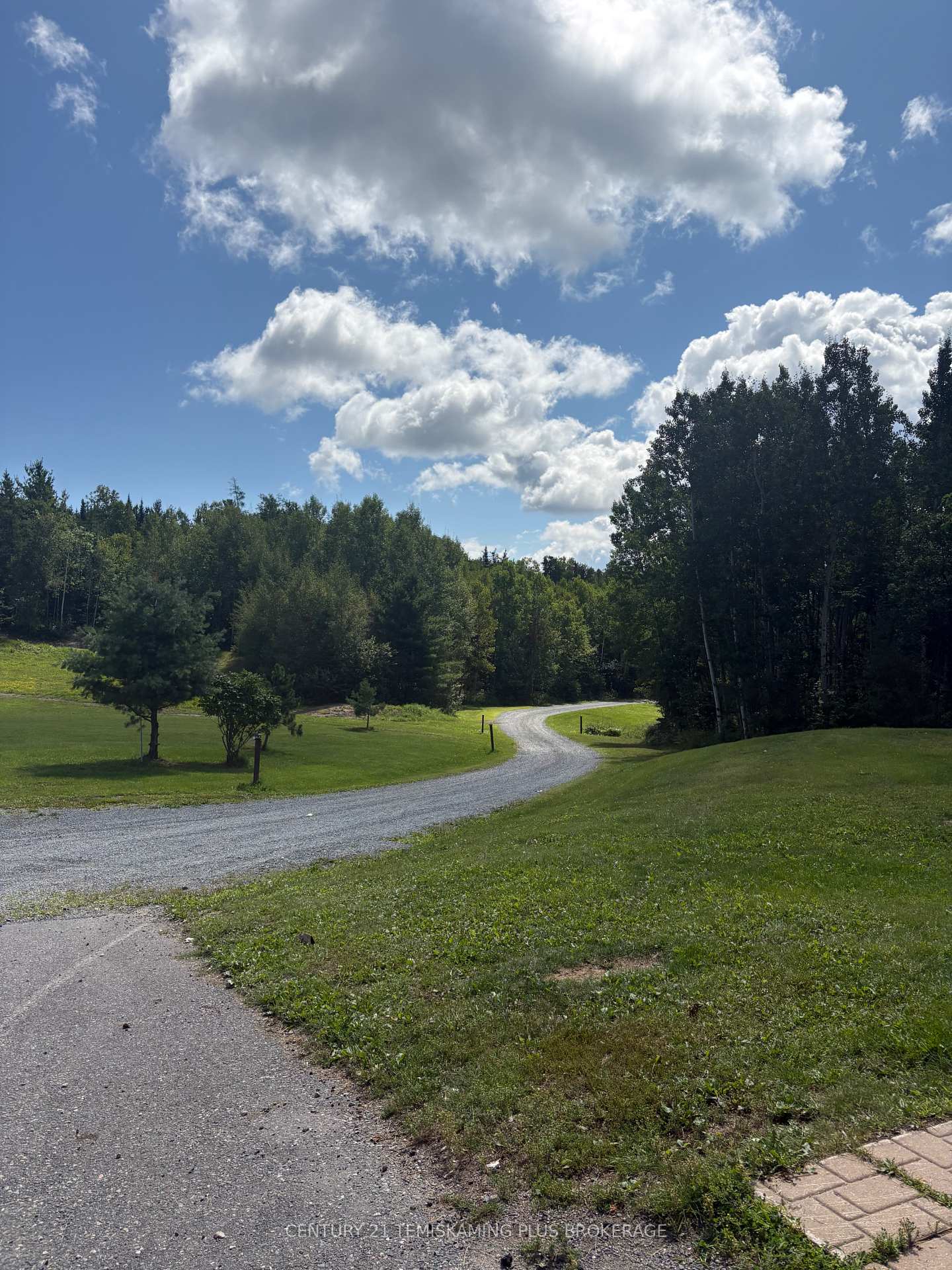 Photo 36 of 974381 Highway 567, Timmins, TCTDAR Outside — HOMEH