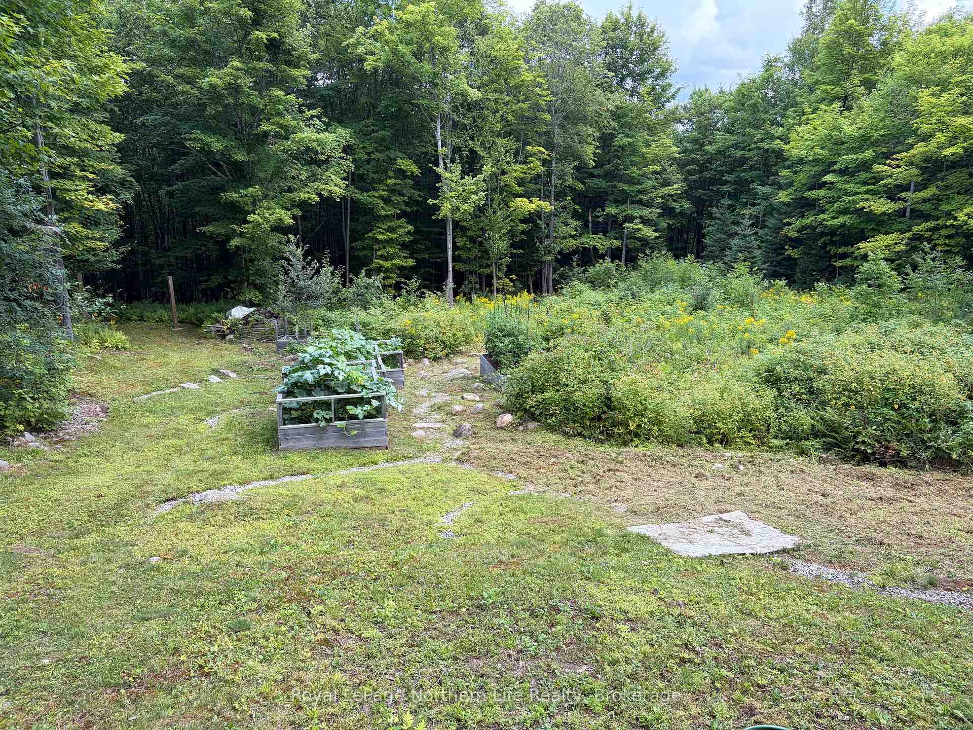 Photo 9 of 472 O'connor Line, Powassan — HOMEH