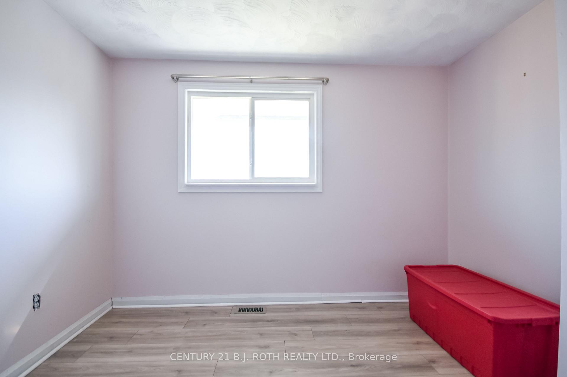Photo 15 of 3039 Poplar Road, Innisfil, Rural Innisfil — HOMEH