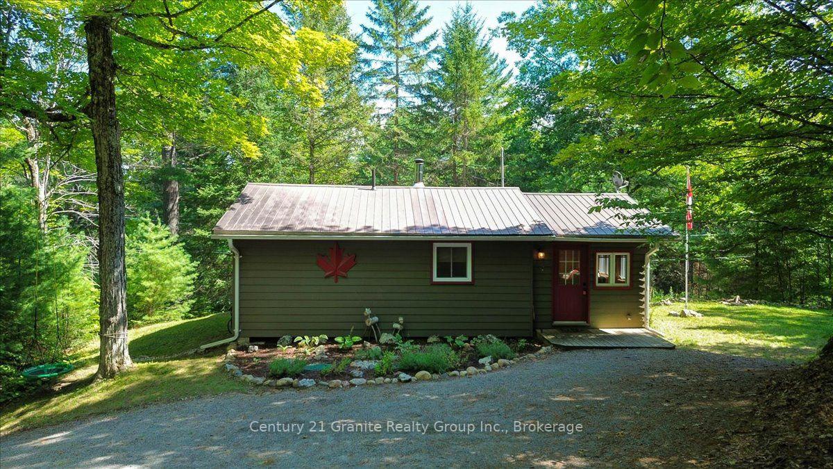 Photo of 118 Bay Lake Road