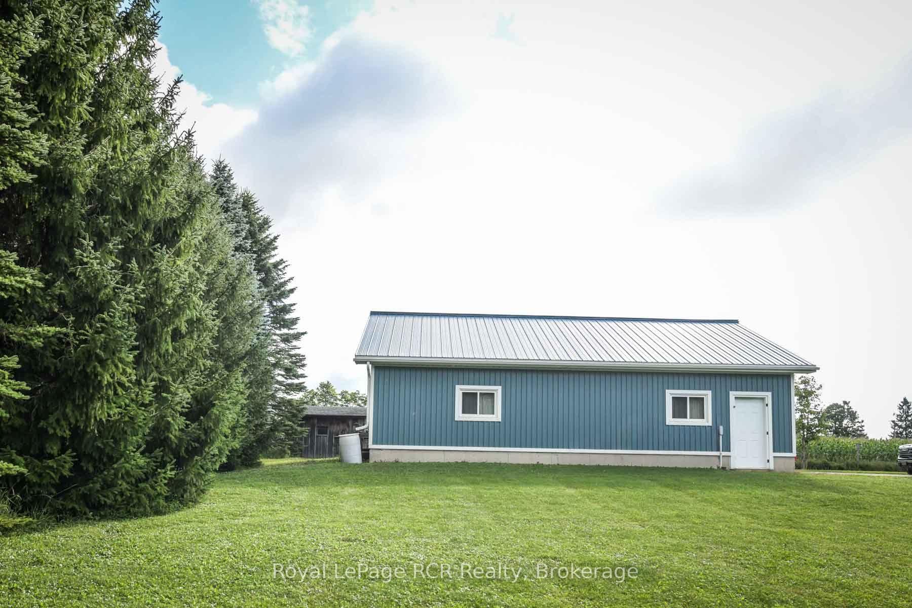 Photo 13 of 145379 Southgate Road 14 E, Southgate — HOMEH