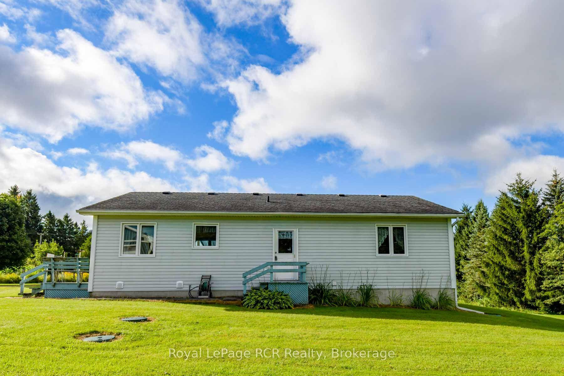 Photo 15 of 145379 Southgate Road 14 E, Southgate — HOMEH
