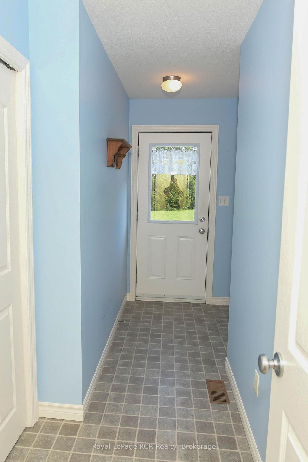 Photo 25 of 145379 Southgate Road 14 E, Southgate — HOMEH