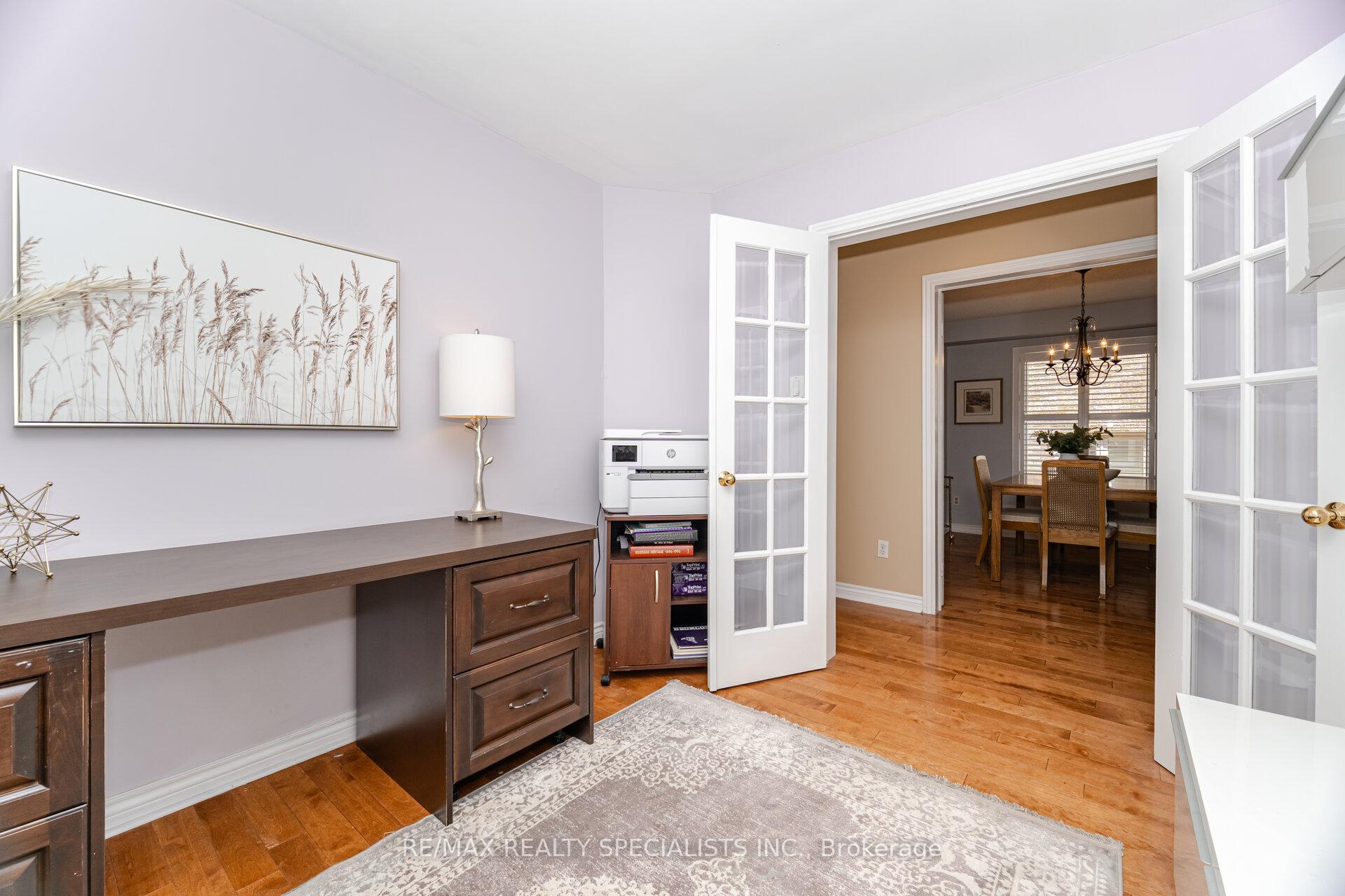 Photo 33 of 5612 Shillington Drive, Mississauga, Hurontario — HOMEH