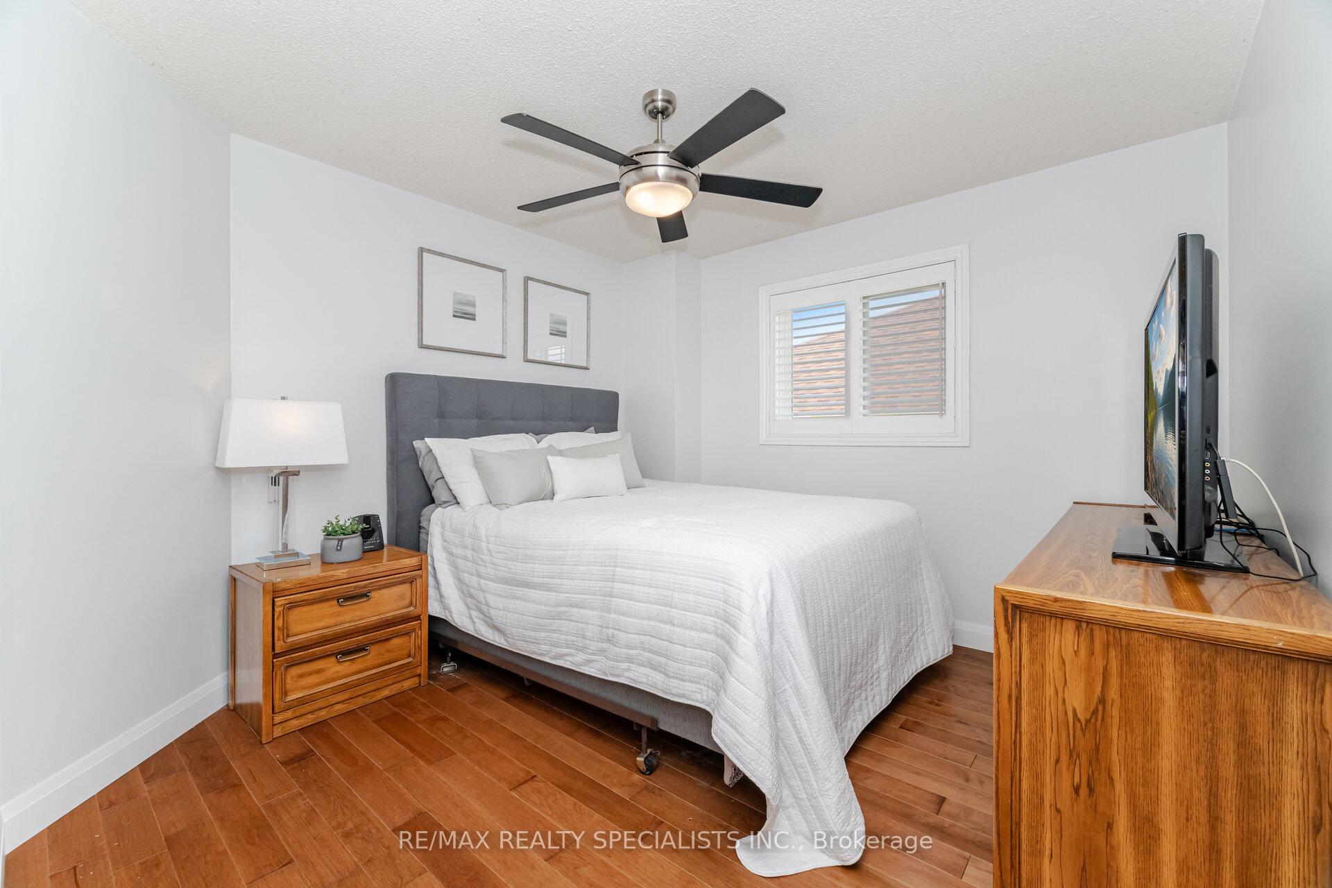 Photo 47 of 5612 Shillington Drive, Mississauga, Hurontario — HOMEH