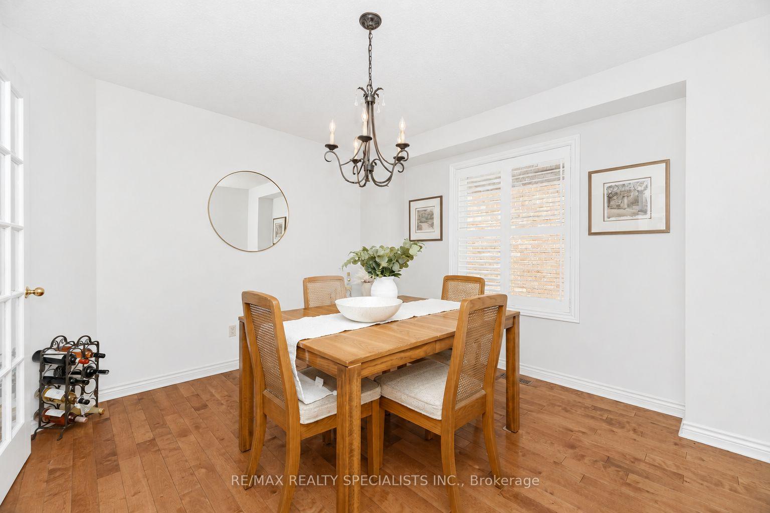Photo 20 of 5612 Shillington Drive, Mississauga, Hurontario — HOMEH
