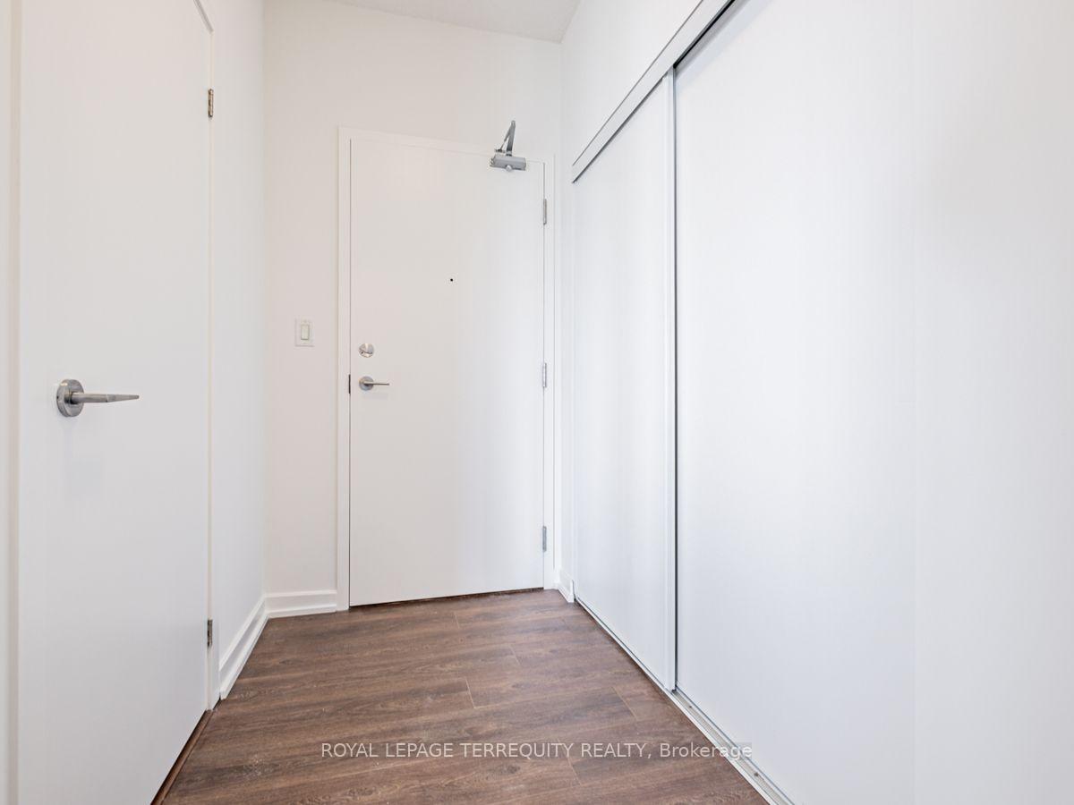 Photo 4 of Unit 2008, 70 Forest Manor Road, North York, Henry Farm — HOMEH