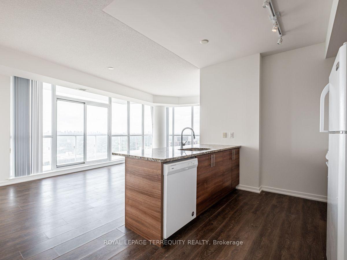 Photo 9 of Unit 2008, 70 Forest Manor Road, North York, Henry Farm — HOMEH