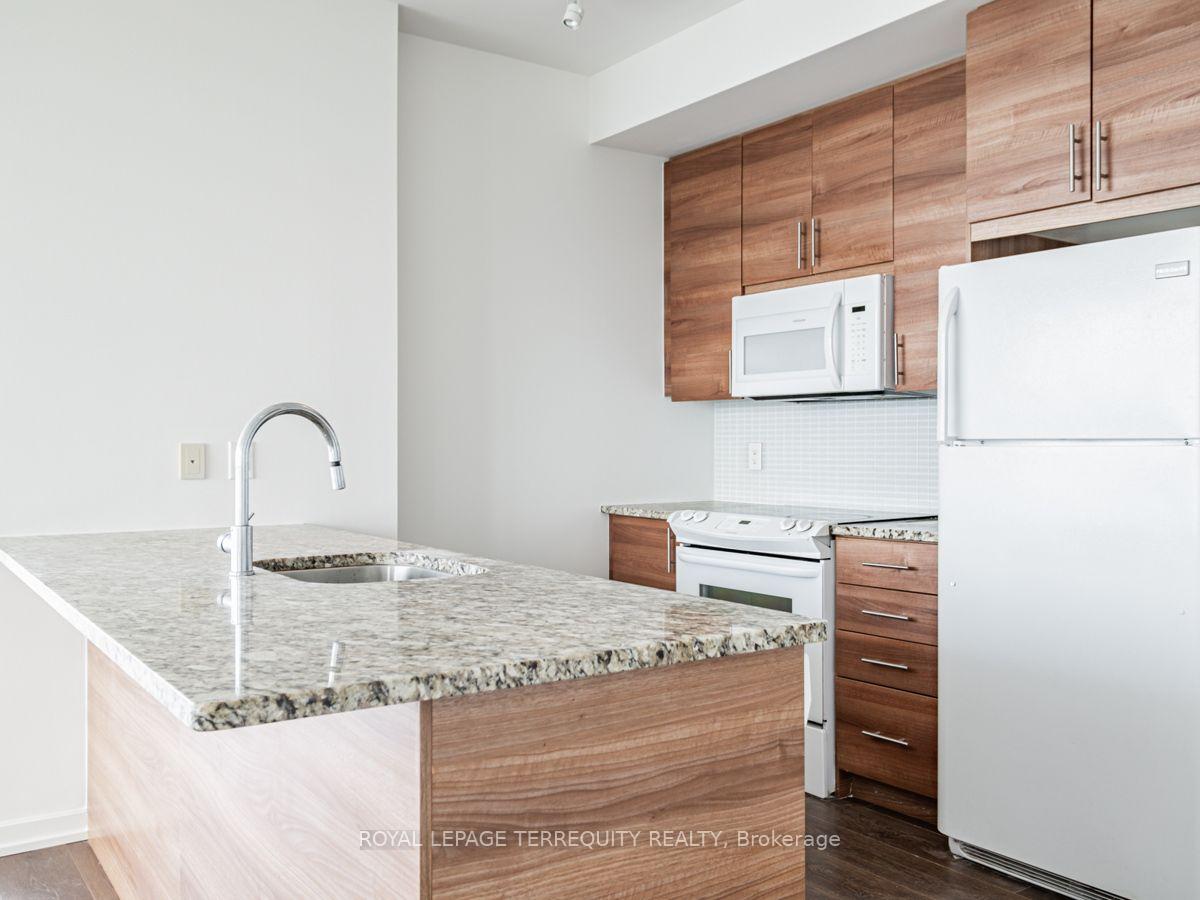 Photo 12 of Unit 2008, 70 Forest Manor Road, North York, Henry Farm — HOMEH