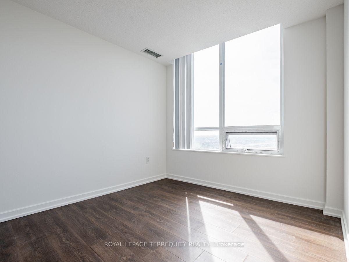 Photo 23 of Unit 2008, 70 Forest Manor Road, North York, Henry Farm — HOMEH