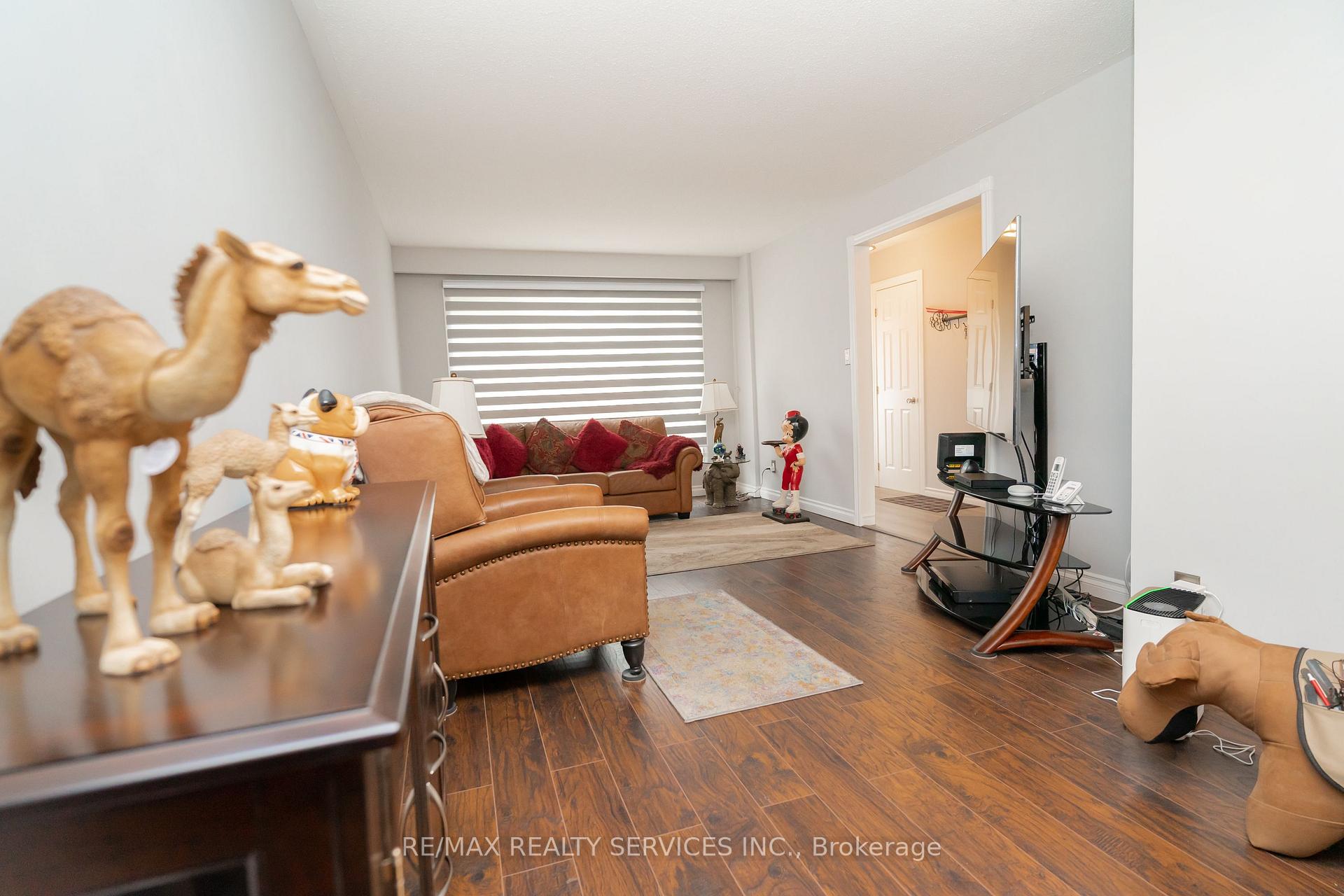Photo 8 of 6 Lauderdale Road, Brampton, Madoc — HOMEH