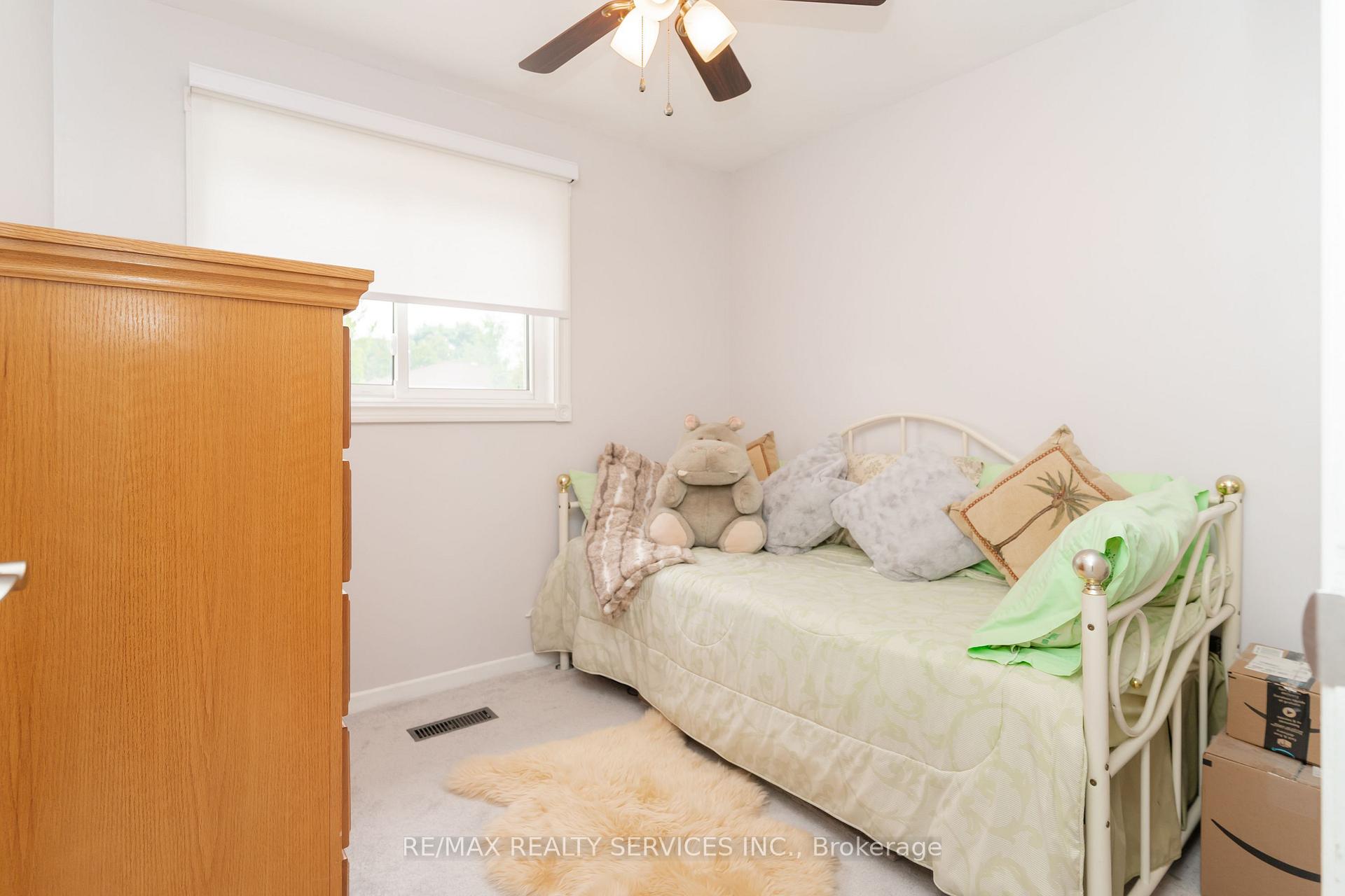 Photo 25 of 6 Lauderdale Road, Brampton, Madoc — HOMEH
