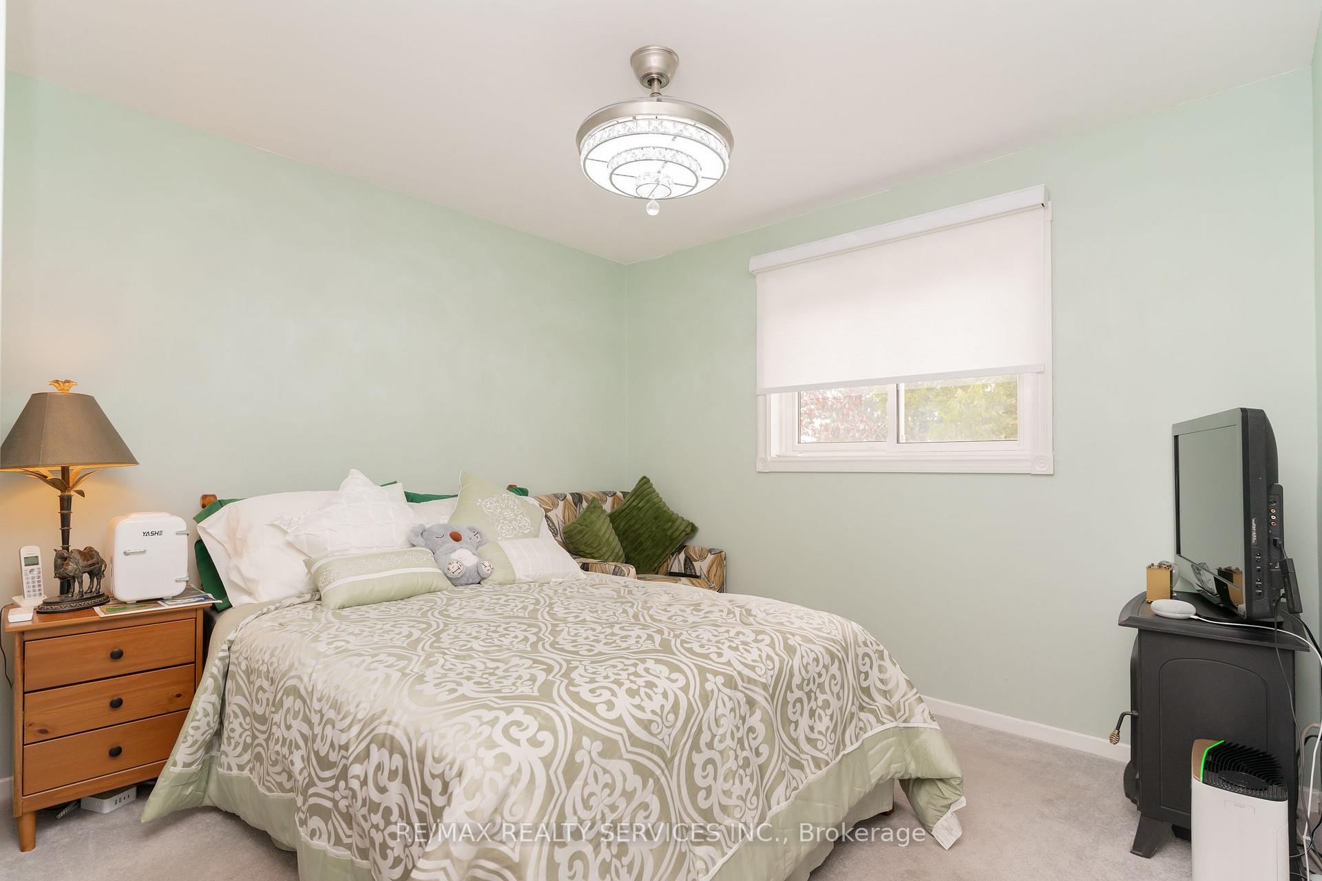Photo 29 of 6 Lauderdale Road, Brampton, Madoc — HOMEH