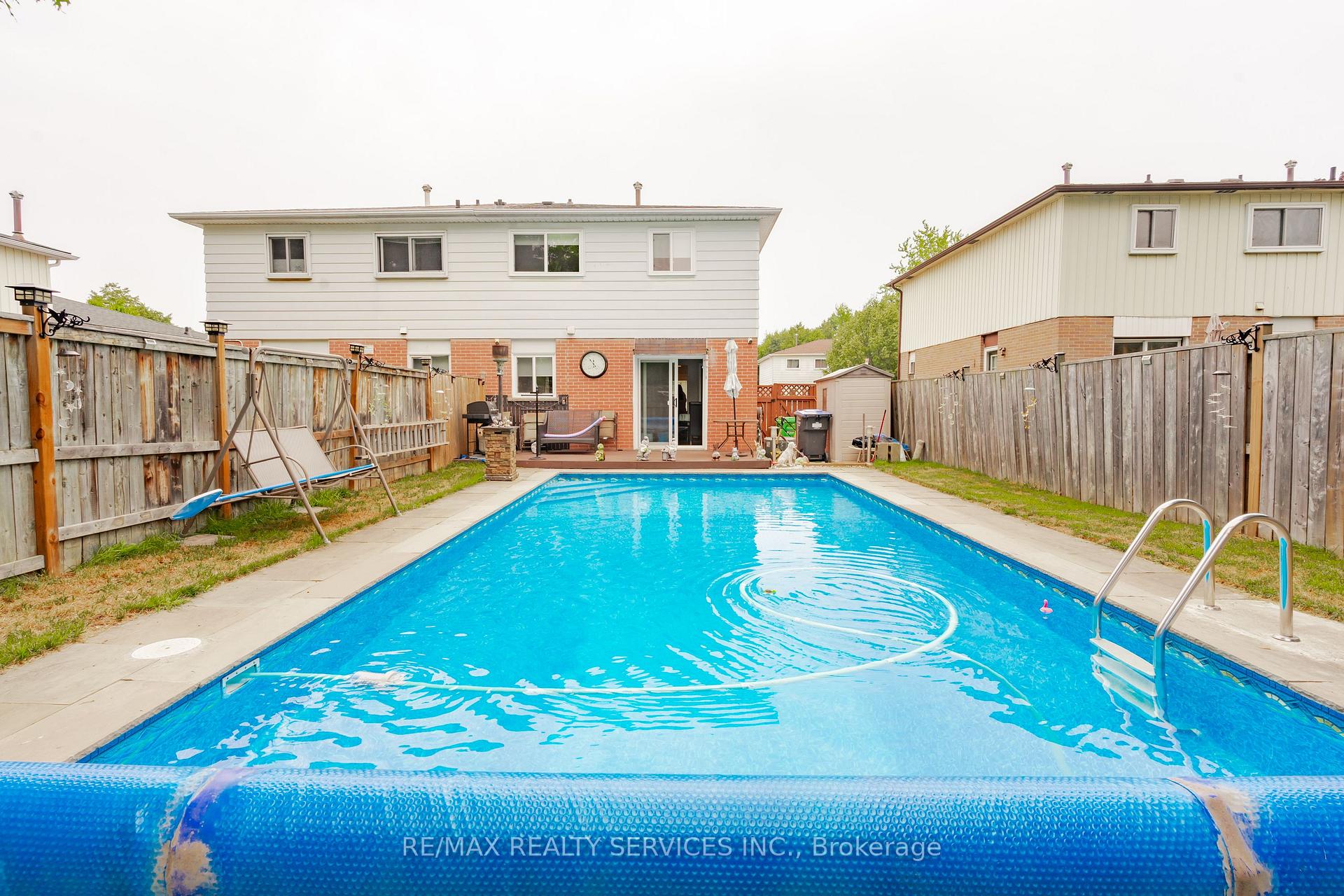 Photo 36 of 6 Lauderdale Road, Brampton, Madoc — HOMEH