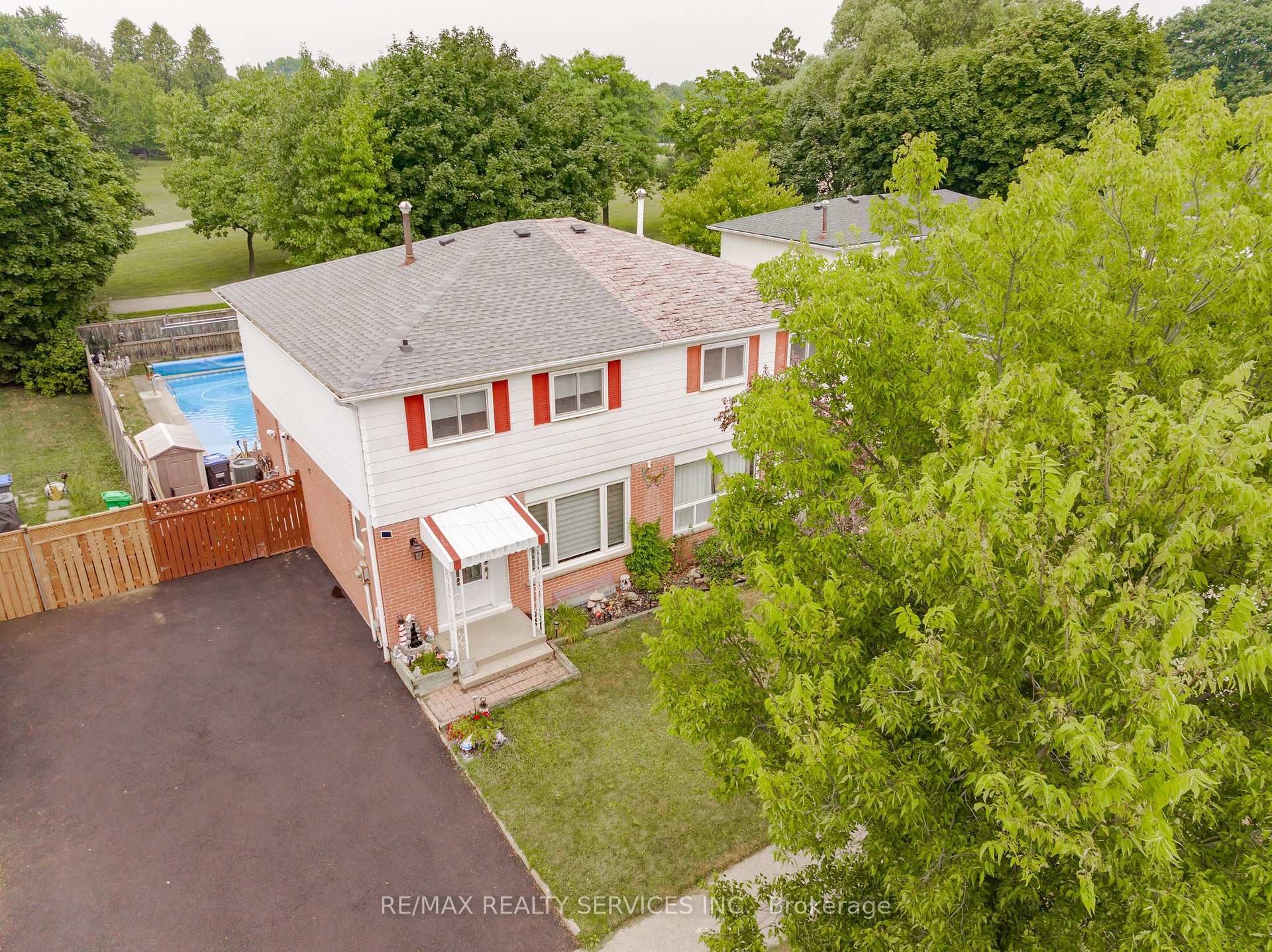 Photo 40 of 6 Lauderdale Road, Brampton, Madoc — HOMEH