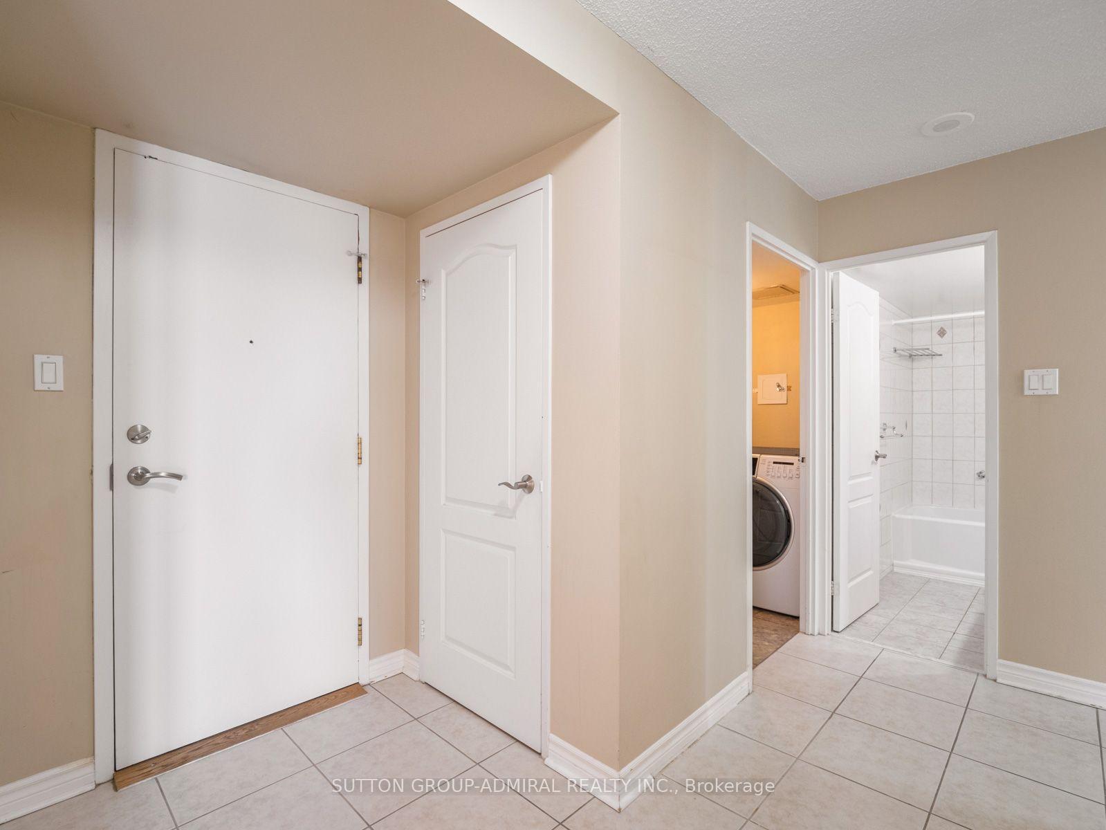 Photo 3 of Unit 1012, 7420 Bathurst Street, Vaughan, Brownridge — HOMEH