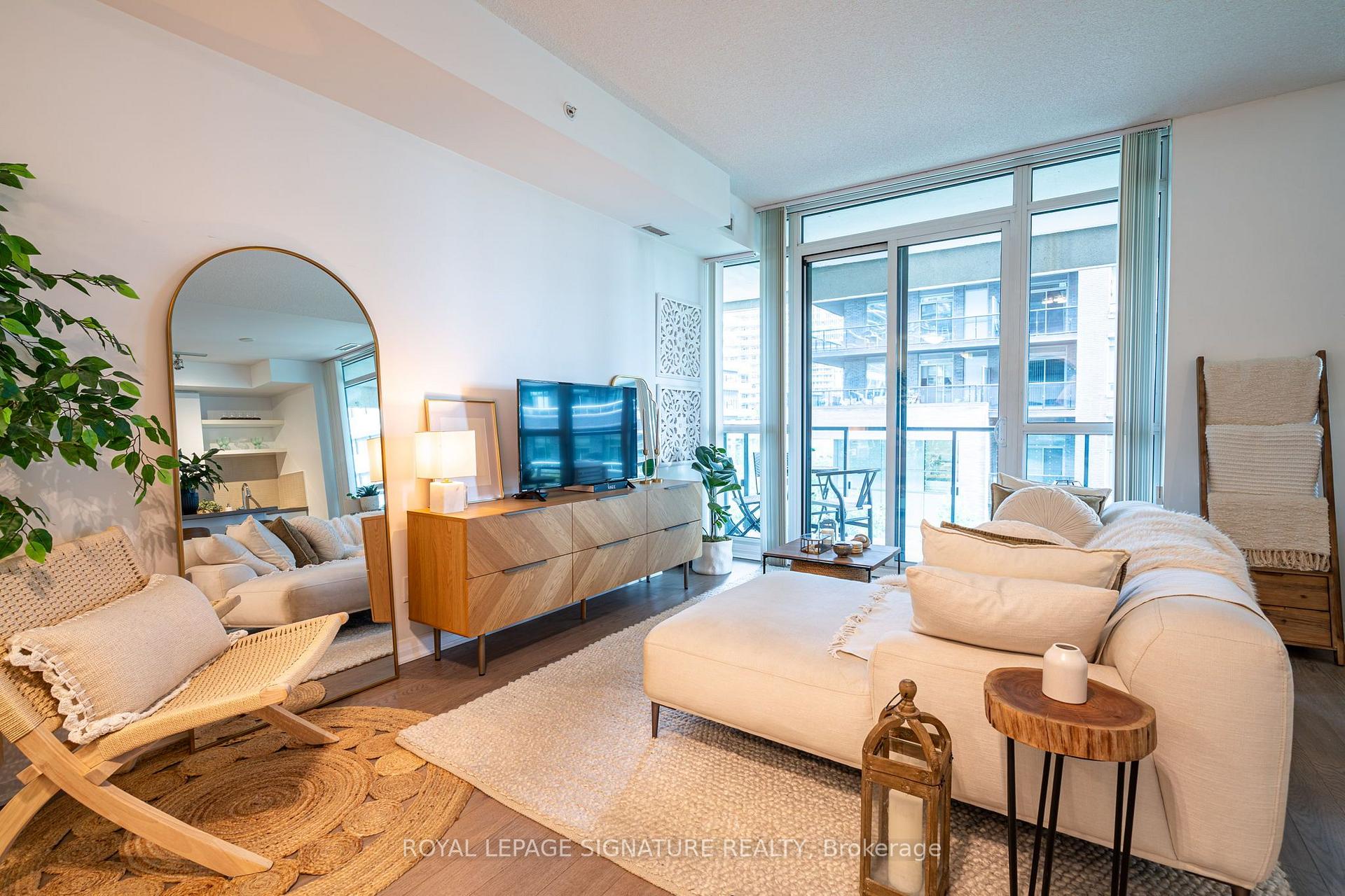 Photo 7 of Unit 311, 59 Annie Craig Drive, Etobicoke, Mimico — HOMEH