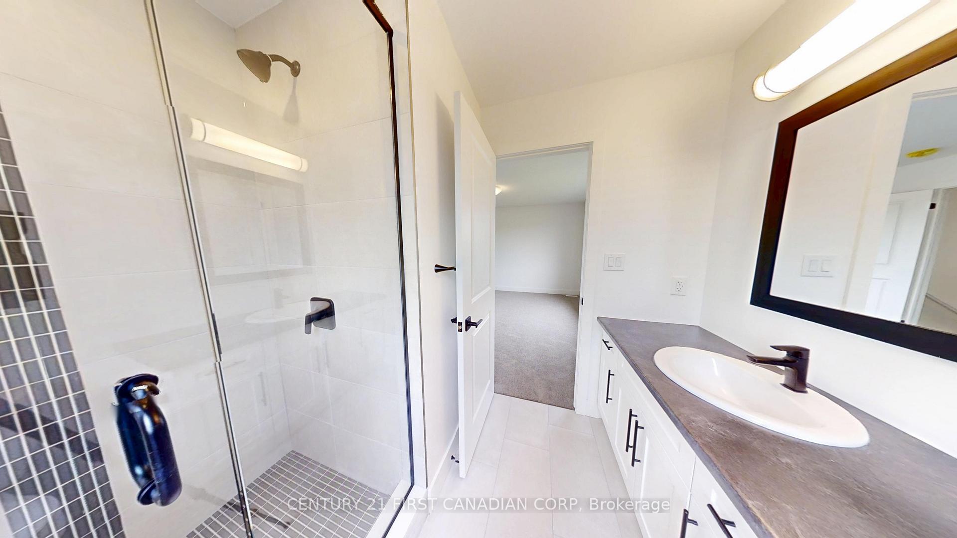 Photo 10 of 1225 Tulloch Avenue, London, South U — HOMEH