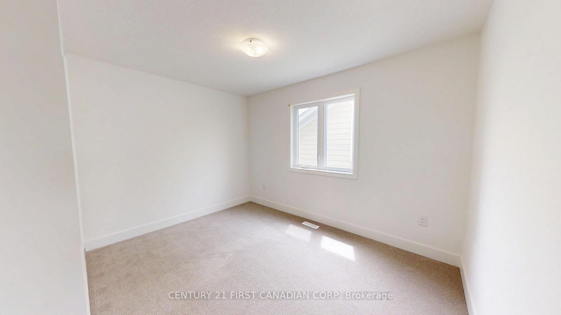 Photo 14 of 1225 Tulloch Avenue, London, South U — HOMEH