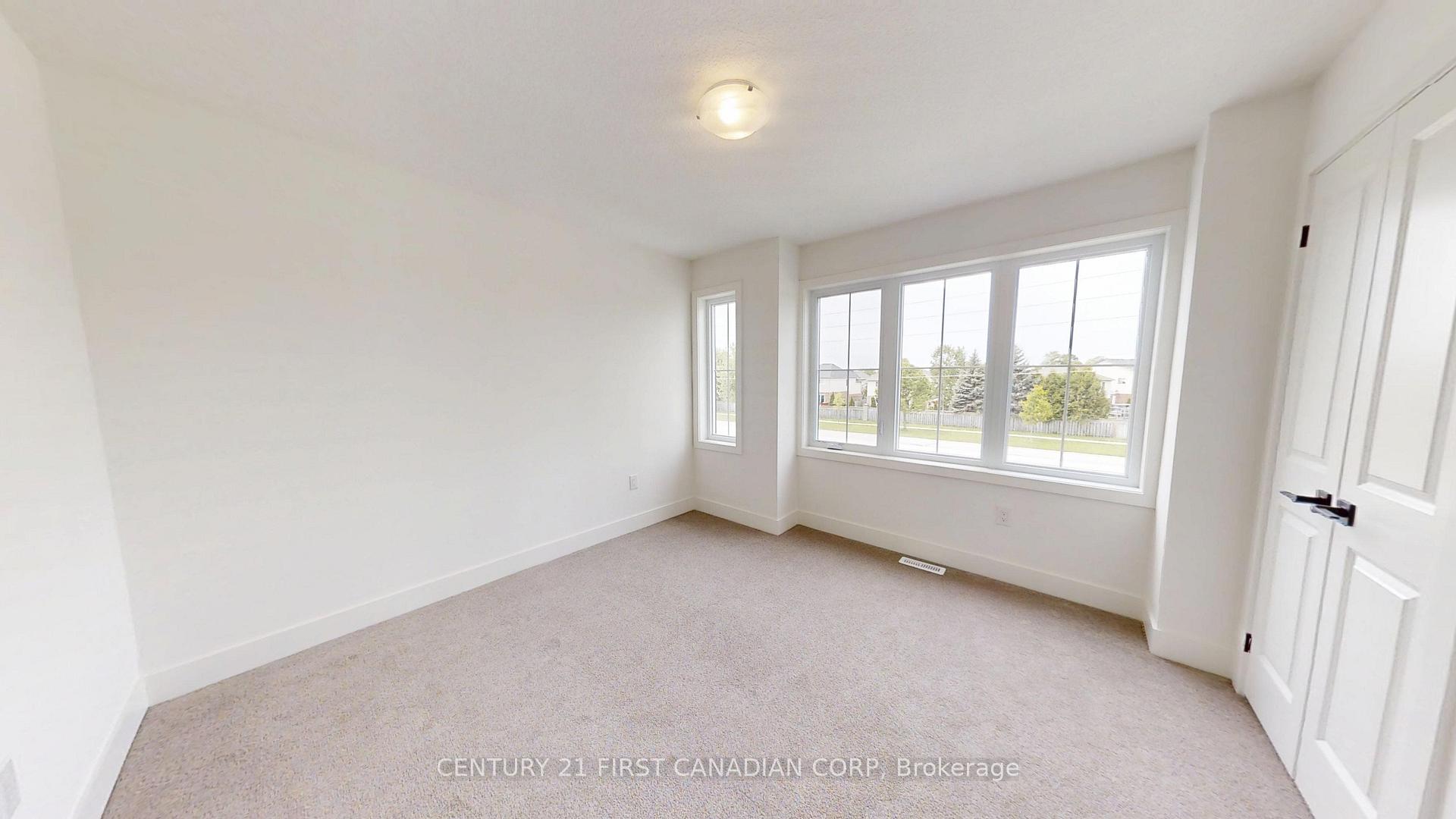 Photo 15 of 1225 Tulloch Avenue, London, South U — HOMEH