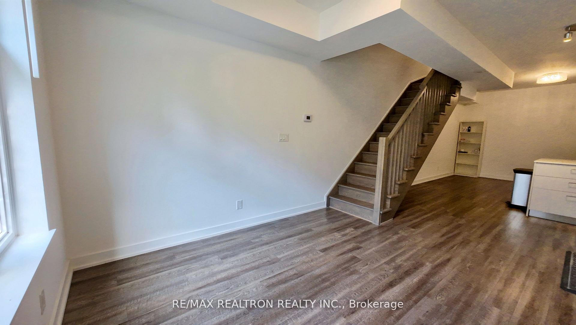 Photo 2 of Unit 128, 20 Echo Point, Scarborough, L'Amoreaux — HOMEH