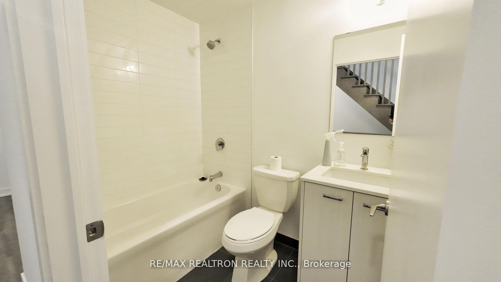 Photo 10 of Unit 128, 20 Echo Point, Scarborough, L'Amoreaux — HOMEH