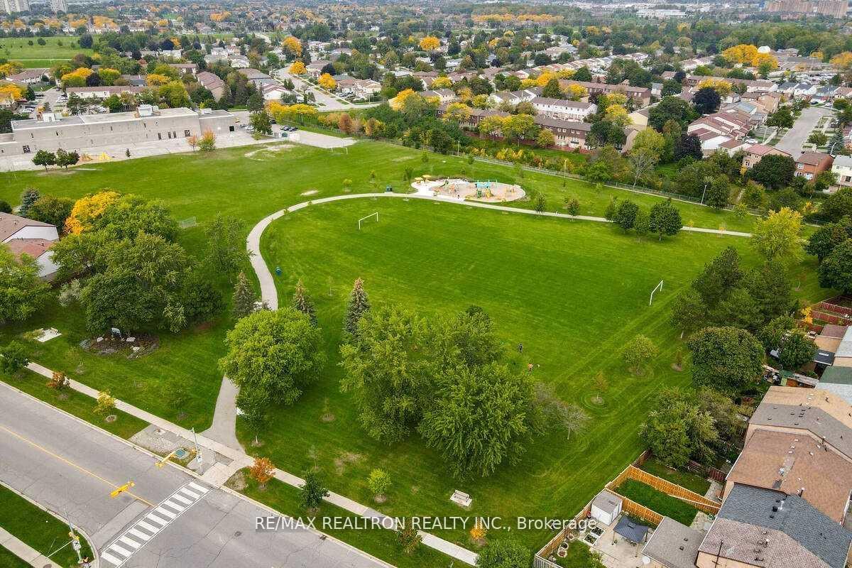 Photo 24 of Unit 128, 20 Echo Point, Scarborough, L'Amoreaux — HOMEH