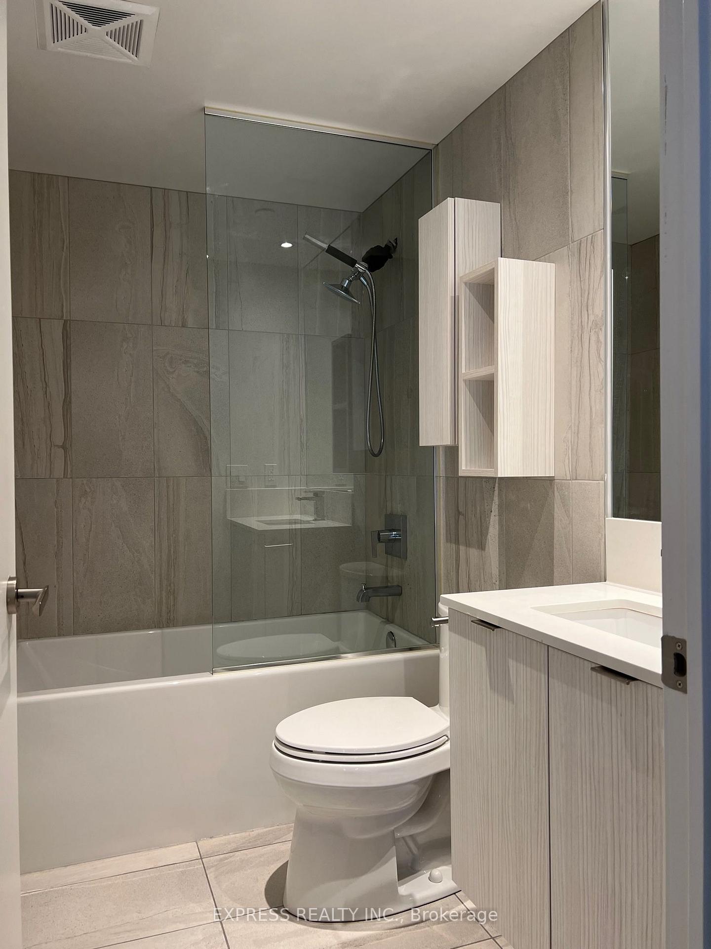 Photo 4 of Unit 2306, 195 Redpath Avenue, Toronto, Mount Pleasant West — HOMEH