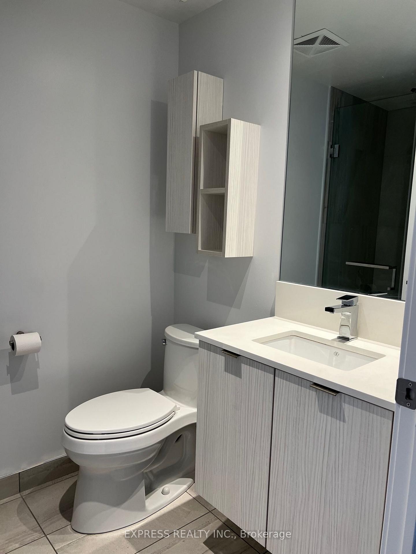 Photo 19 of Unit 2306, 195 Redpath Avenue, Toronto, Mount Pleasant West — HOMEH