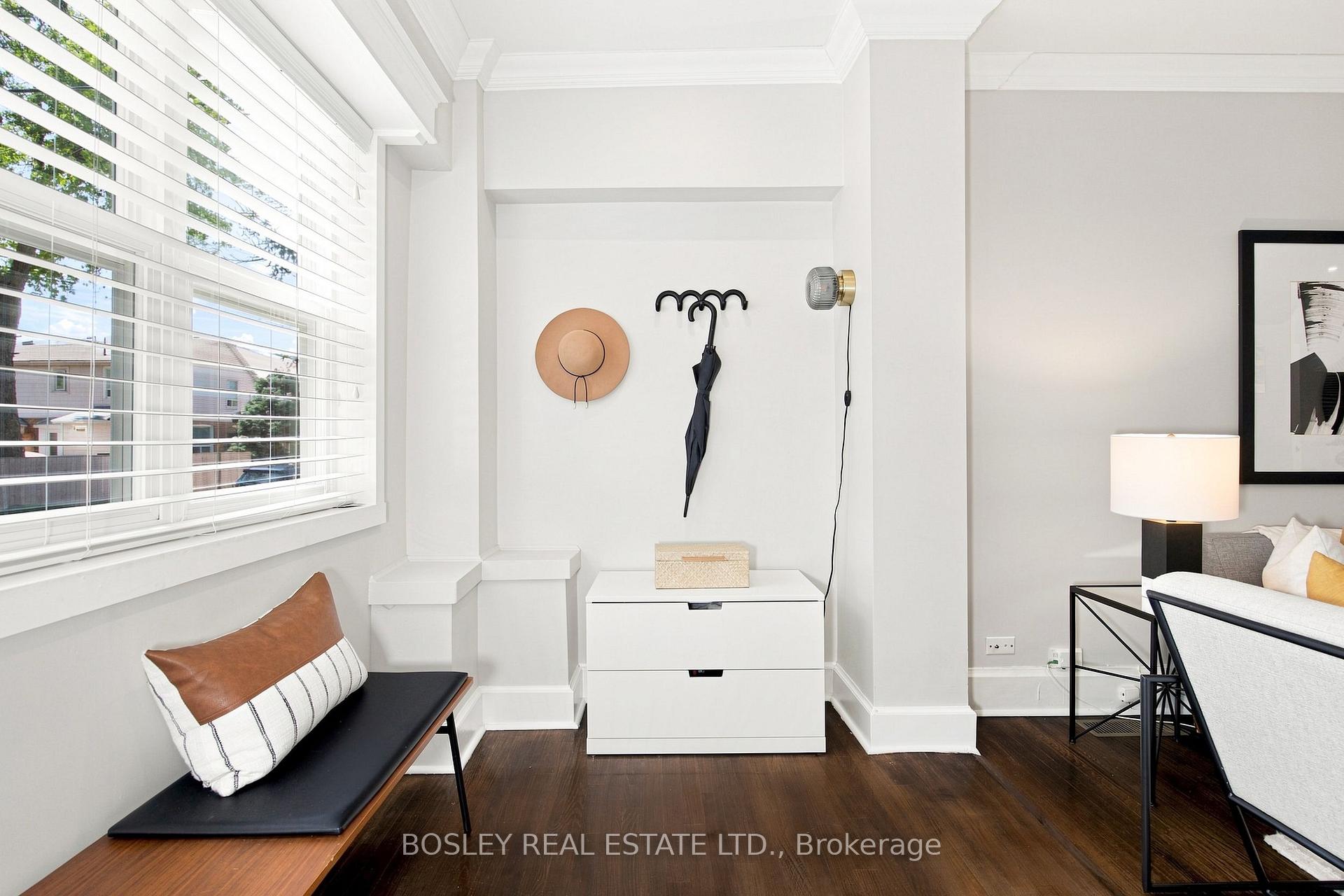 Photo 3 of 100 Springdale Boulevard, Toronto, Danforth Village-East York — HOMEH