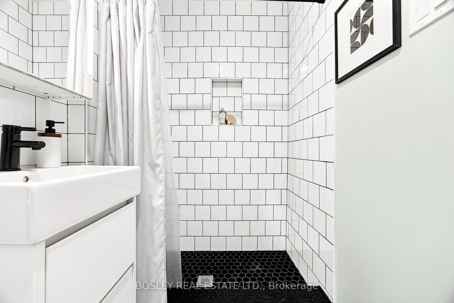 Photo 28 of 100 Springdale Boulevard, Toronto, Danforth Village-East York — HOMEH