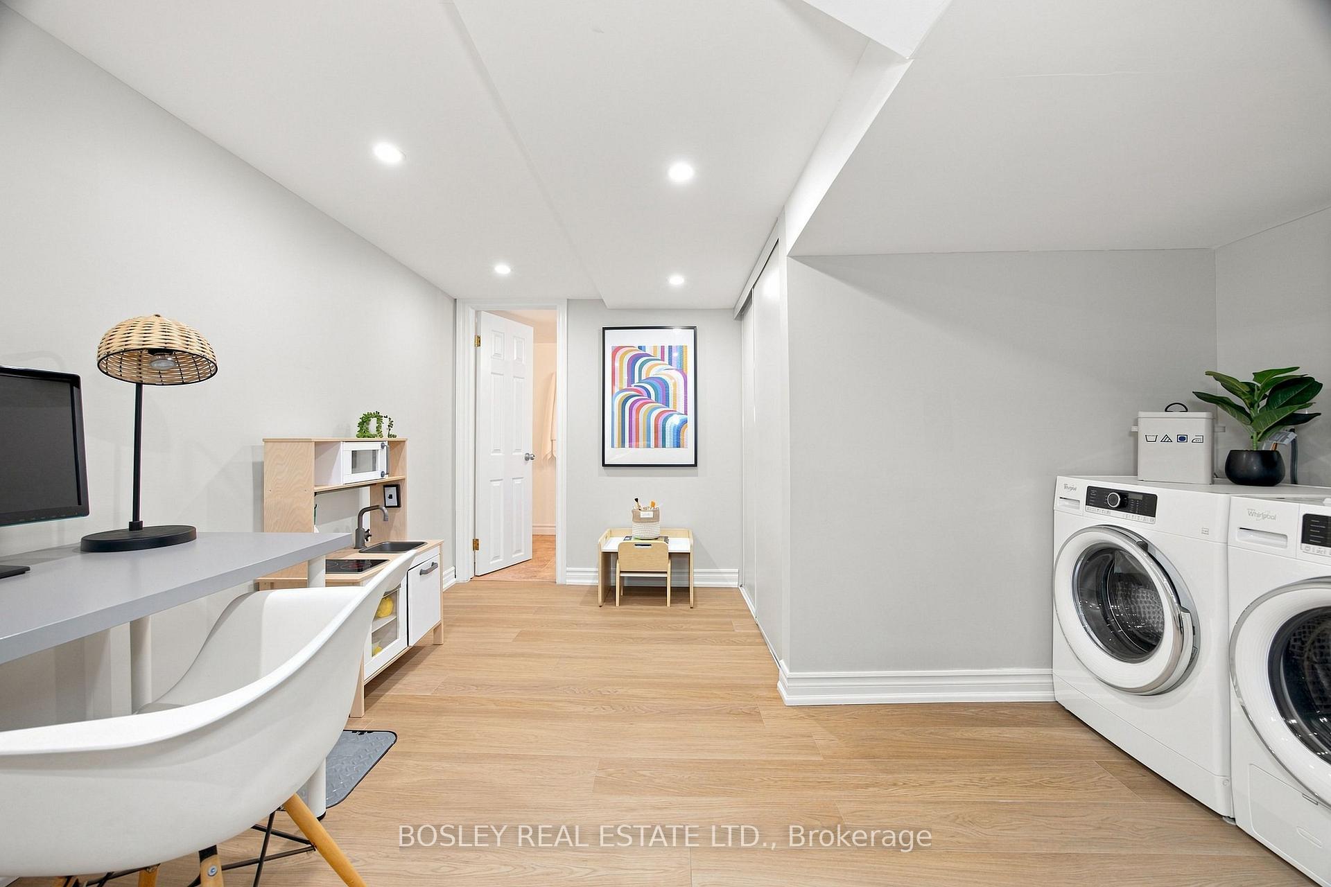 Photo 32 of 100 Springdale Boulevard, Toronto, Danforth Village-East York — HOMEH
