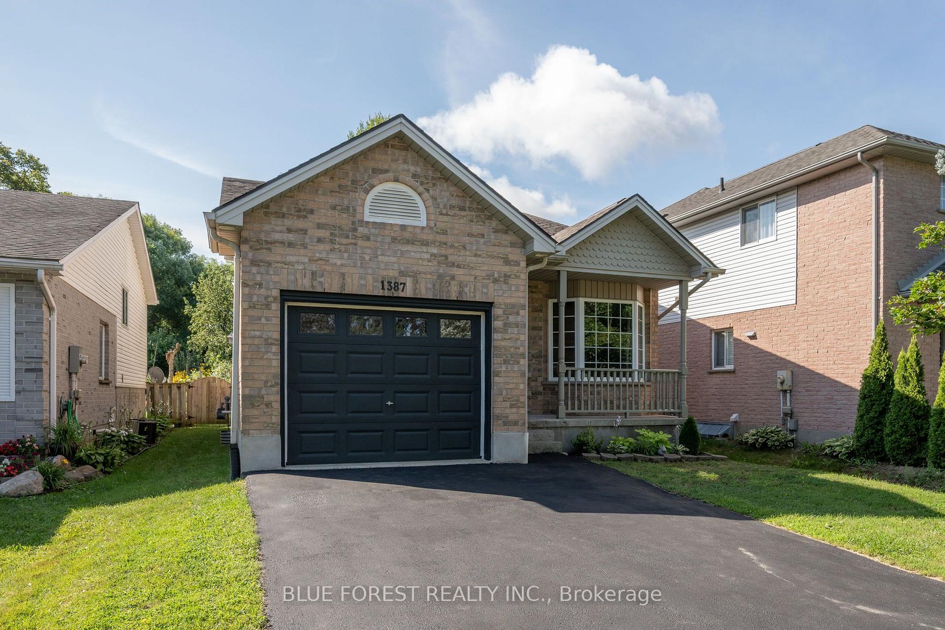 Photo 1 of 1387 Idylwood Road, London, East D — HOMEH