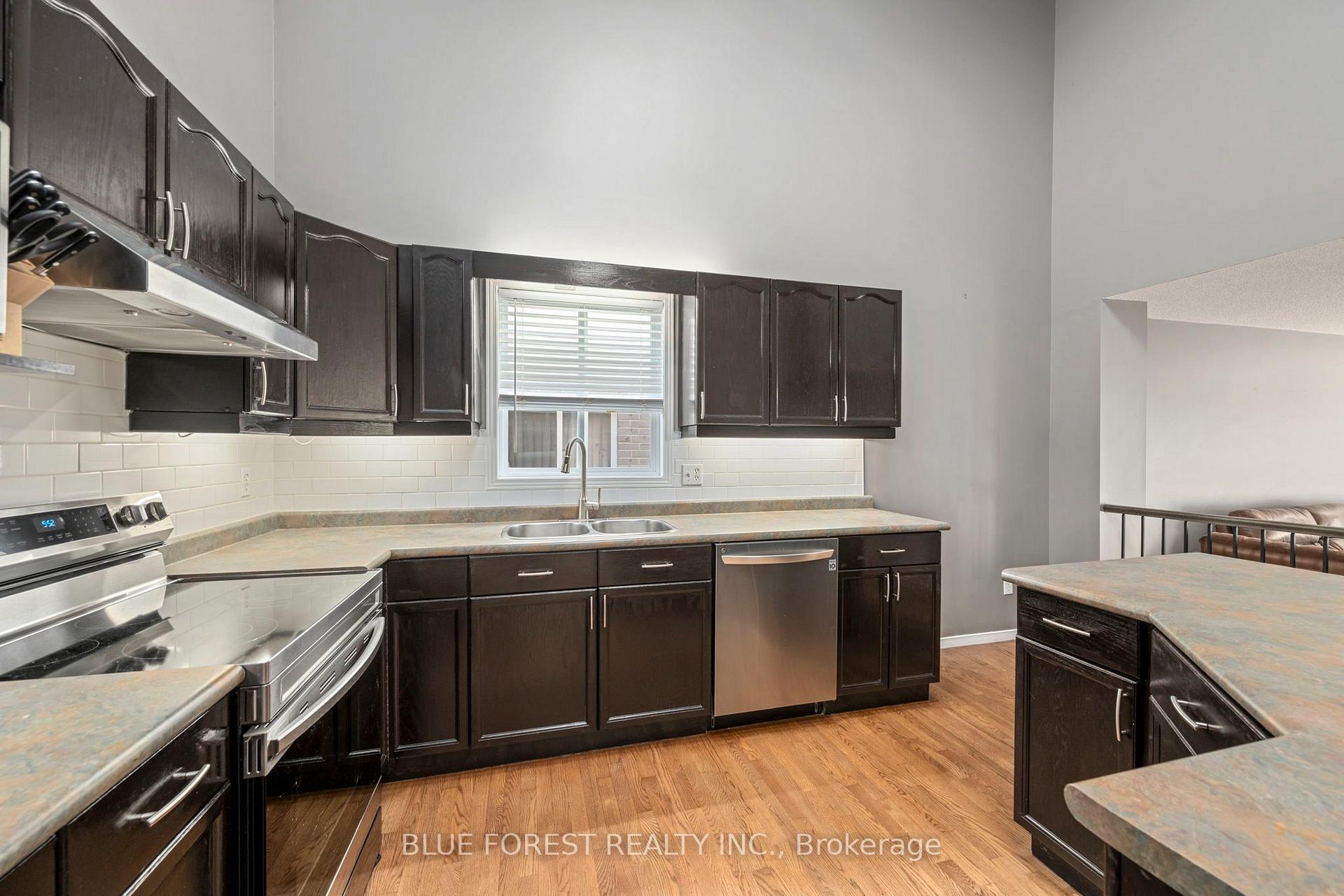 Photo 9 of 1387 Idylwood Road, London, East D — HOMEH