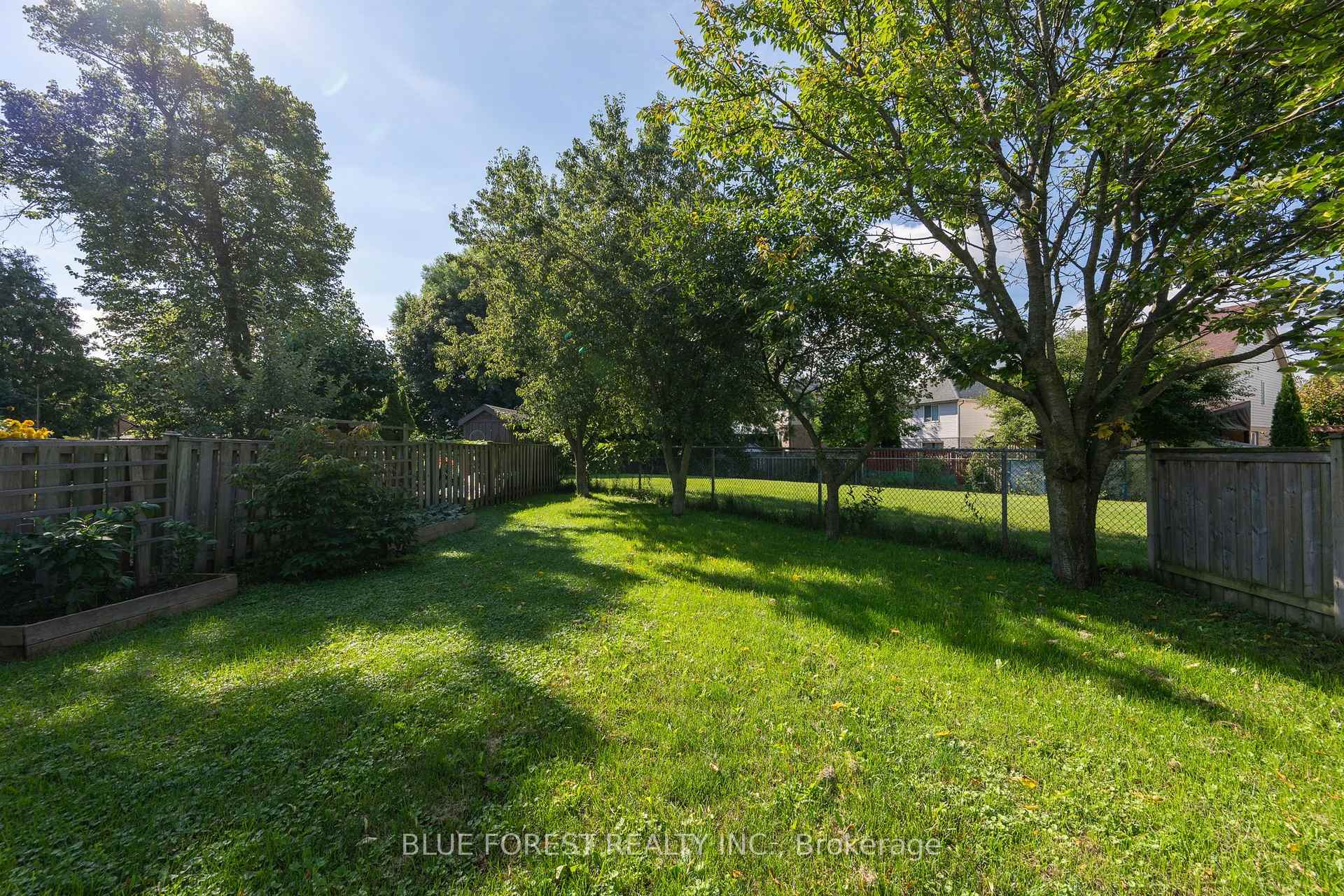 Photo 27 of 1387 Idylwood Road, London, East D — HOMEH