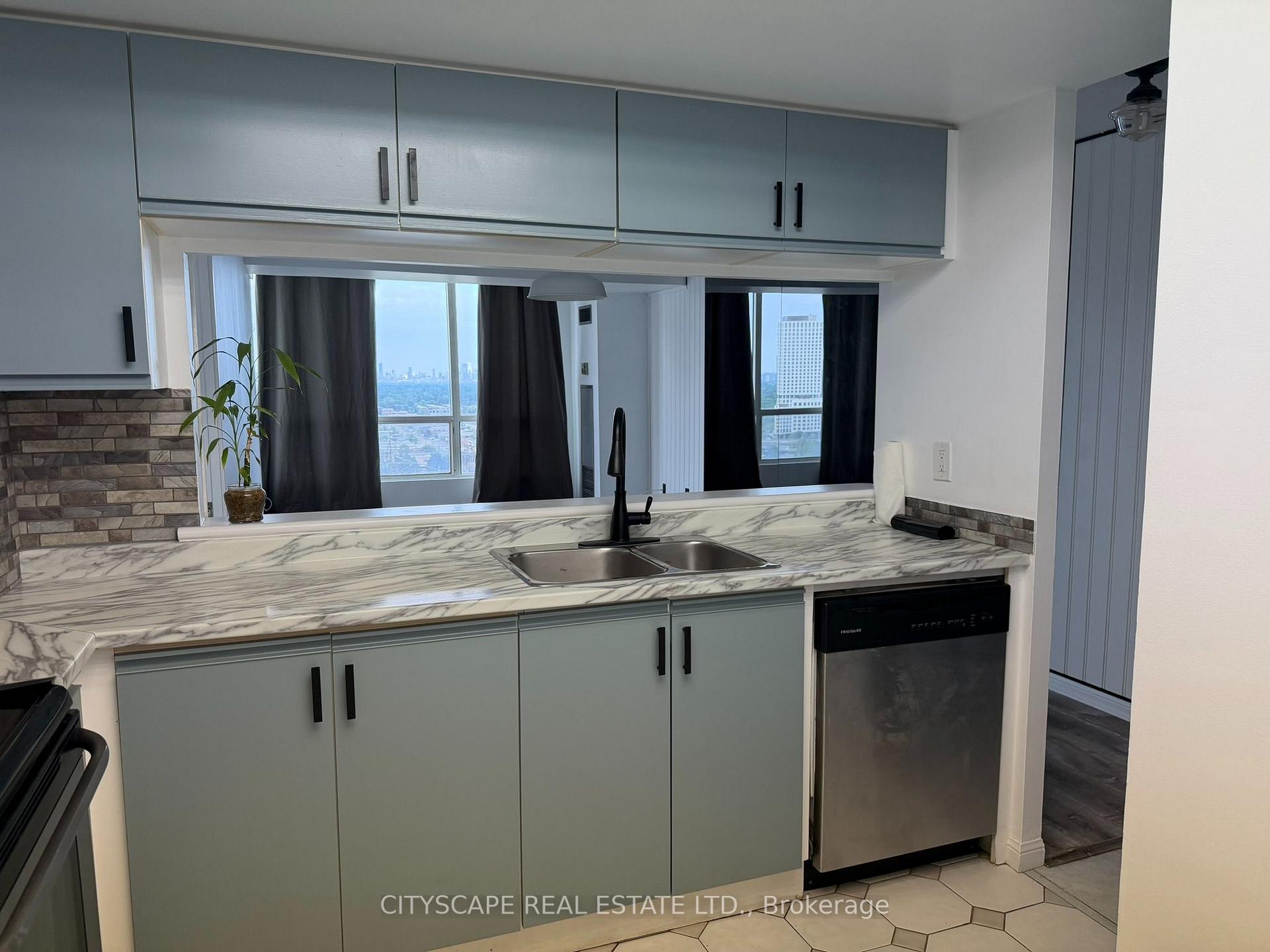 Photo 15 of Unit 1906, 101 Subway Crescent, Etobicoke, Islington-City Centre West — HOMEH