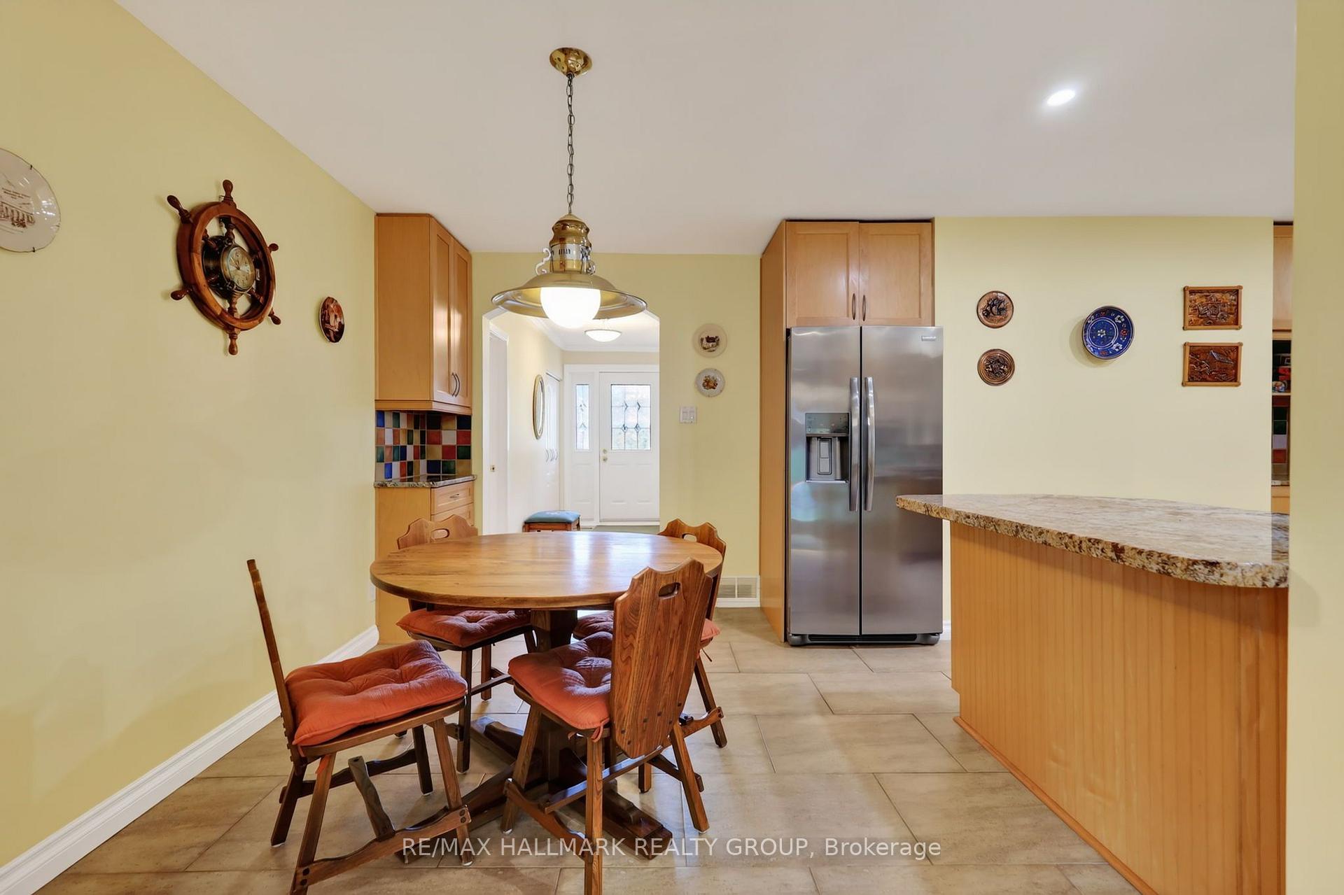 Photo 8 of 2692 Colman Street, Ottawa, Riverside Park — HOMEH