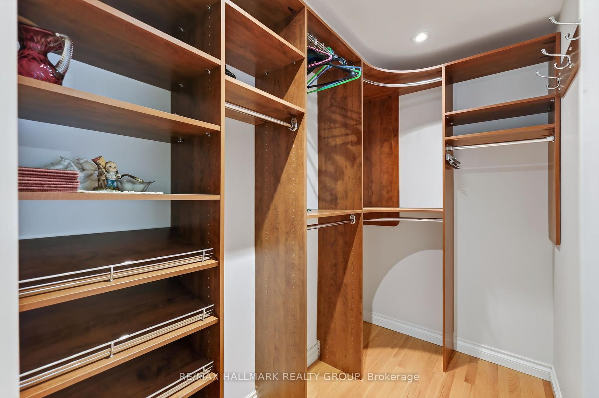 Photo 21 of 2692 Colman Street, Ottawa, Riverside Park — HOMEH