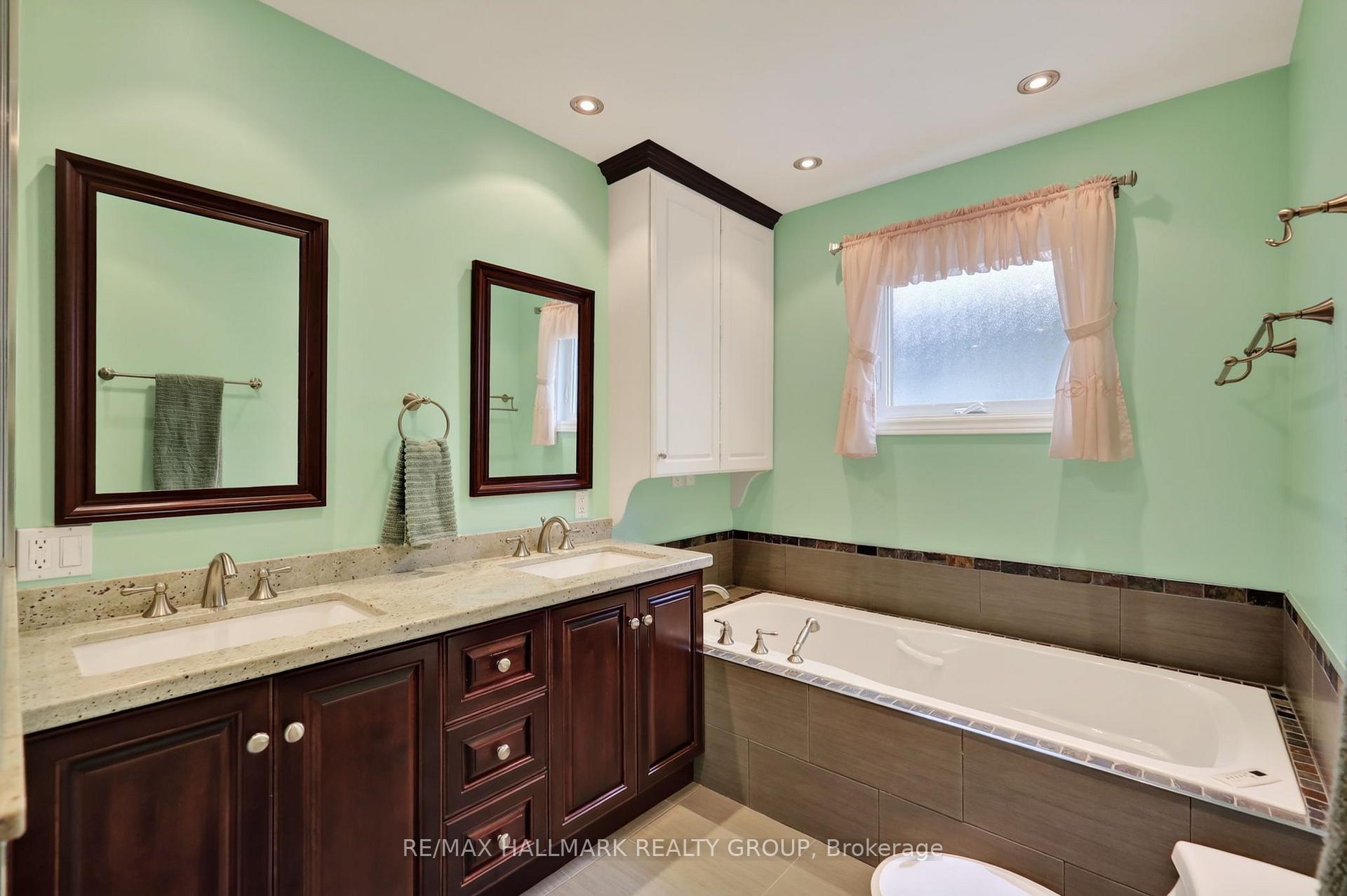 Photo 23 of 2692 Colman Street, Ottawa, Riverside Park — HOMEH