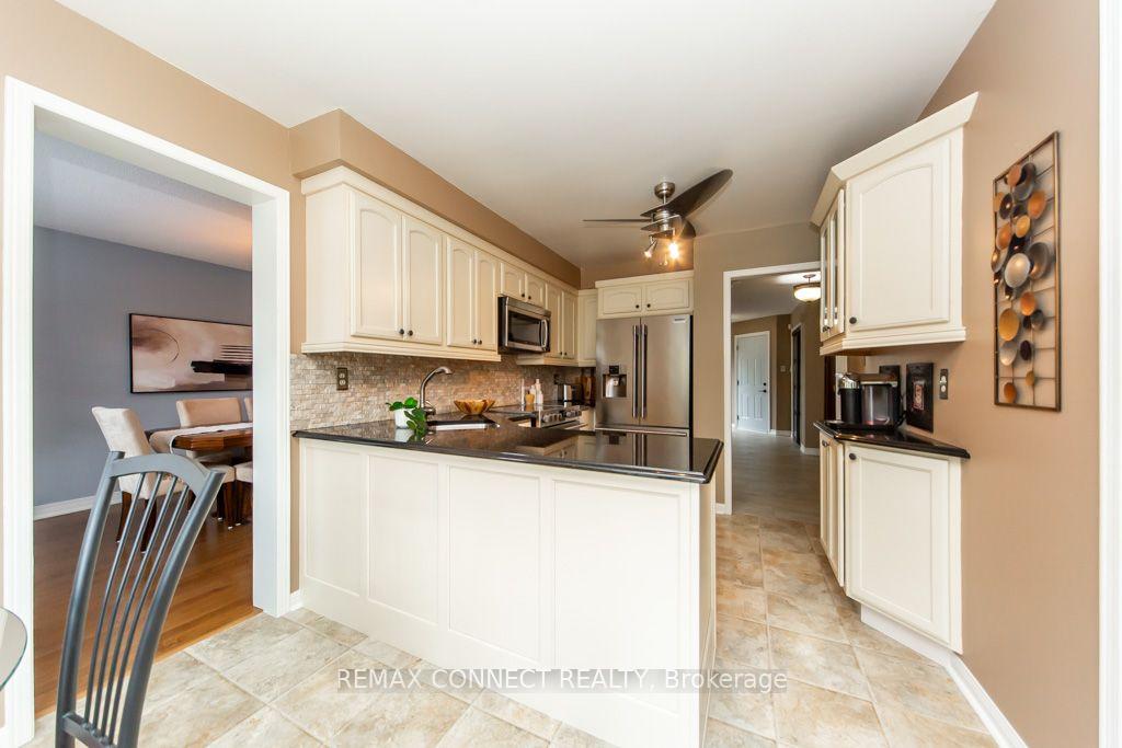 Photo 11 of 3631 Kelso Crescent, Mississauga, Erin Mills — HOMEH