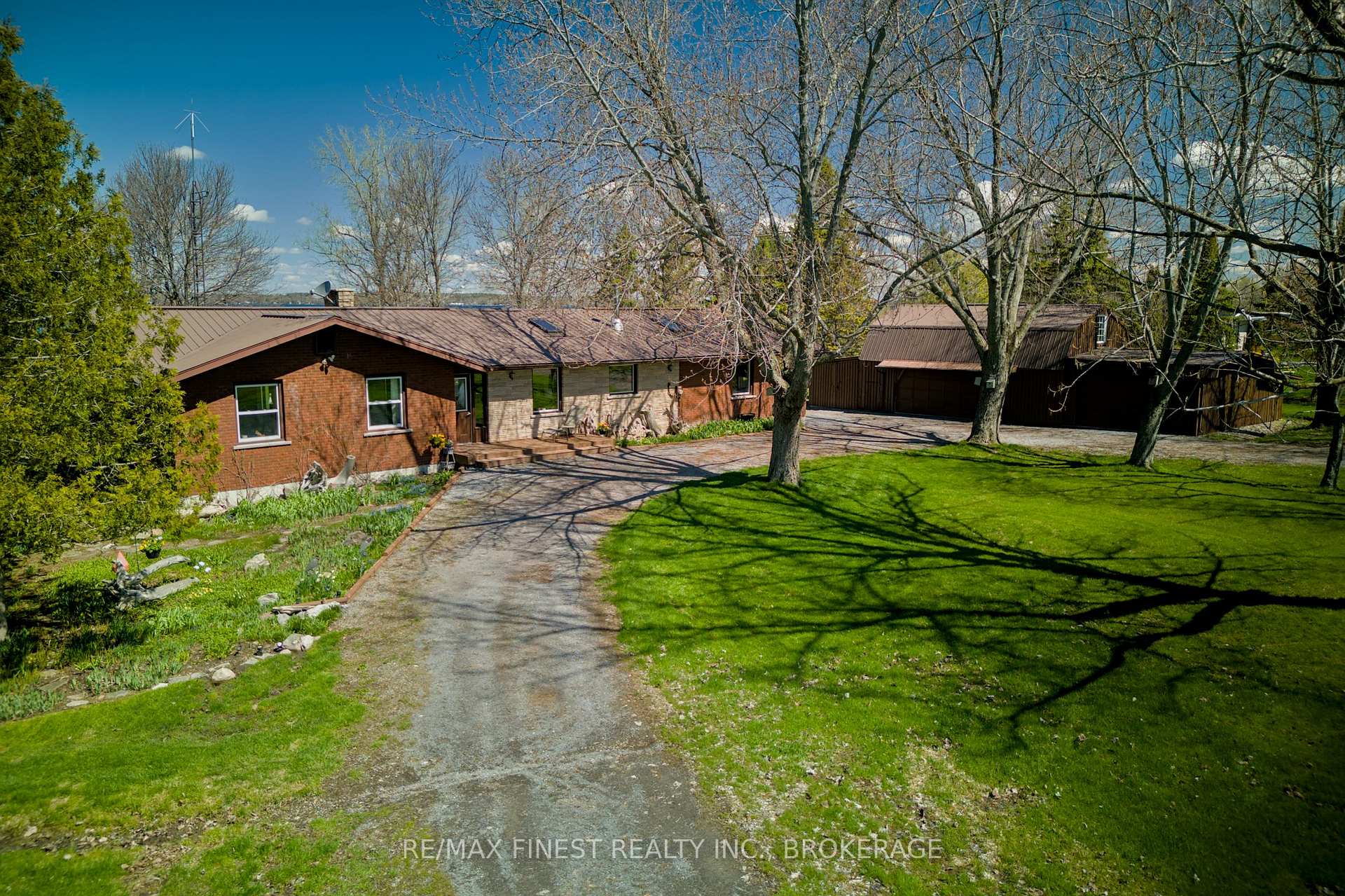Photo 50 of 10930 Front Road, Loyalist, Amherst Island — HOMEH