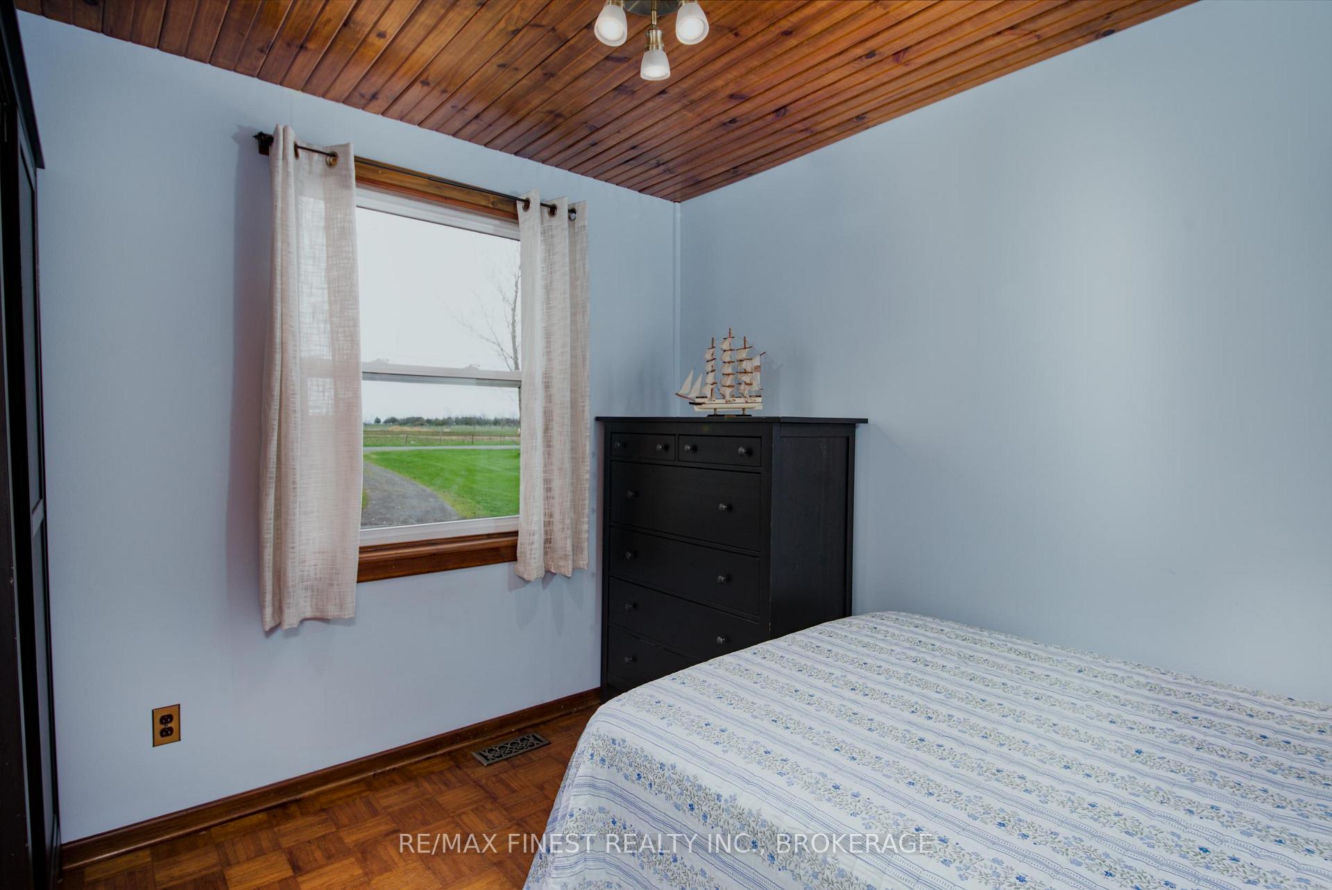 Photo 17 of 10930 Front Road, Loyalist, Amherst Island — HOMEH