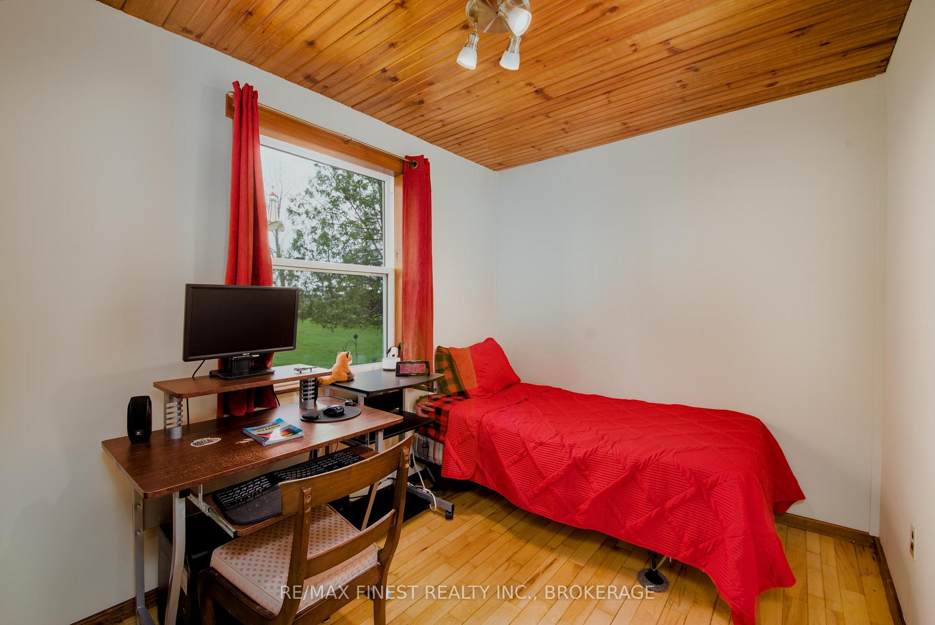 Photo 18 of 10930 Front Road, Loyalist, Amherst Island — HOMEH