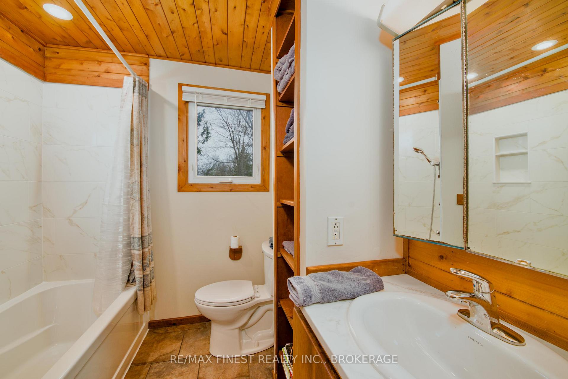 Photo 19 of 10930 Front Road, Loyalist, Amherst Island — HOMEH
